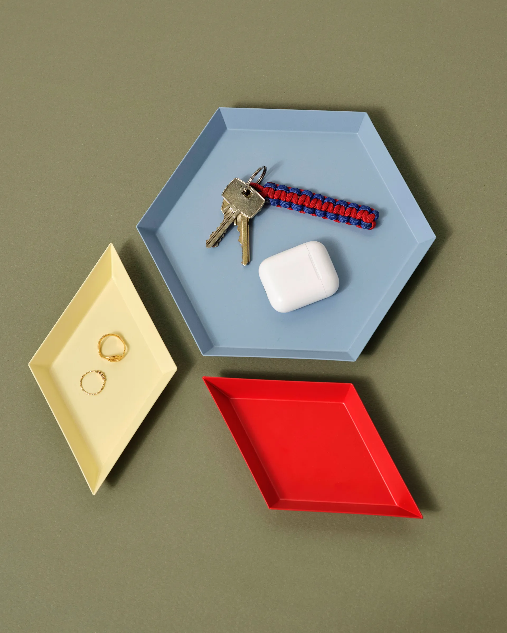 Kaleido tray S, Dusty blue HAY