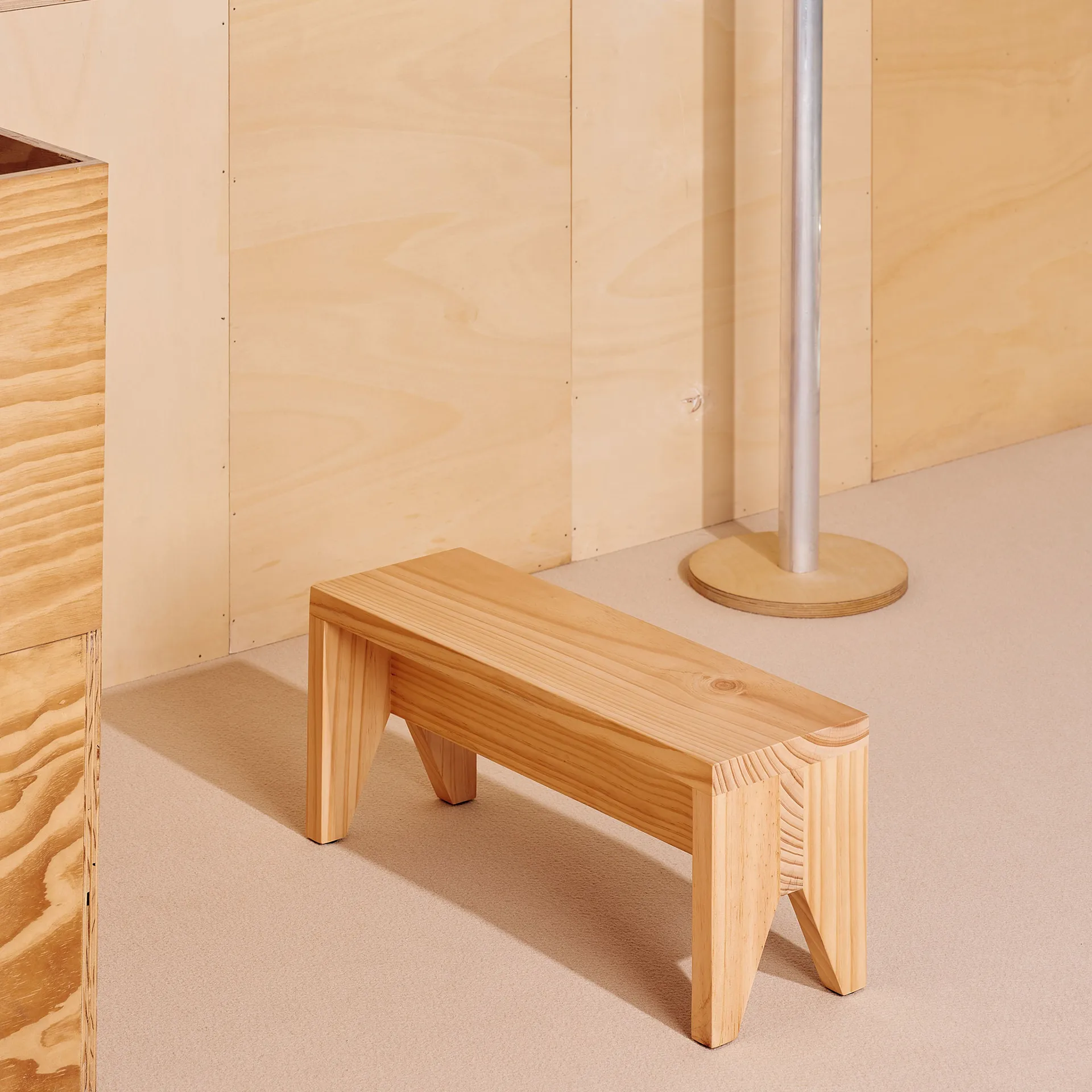 Manolito Long stool, Natural, 60 cm HAY