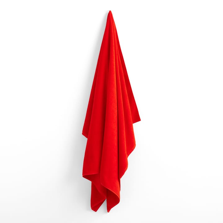 Mono bath towel 100x150 cm - Poppy red - HAY