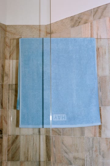 Mono bath towel 70x140 cm - Sky blue - HAY