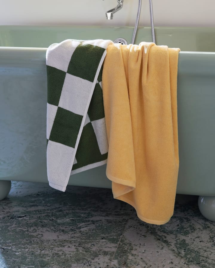 Mono bath towel 70x140 cm - Yellow - HAY