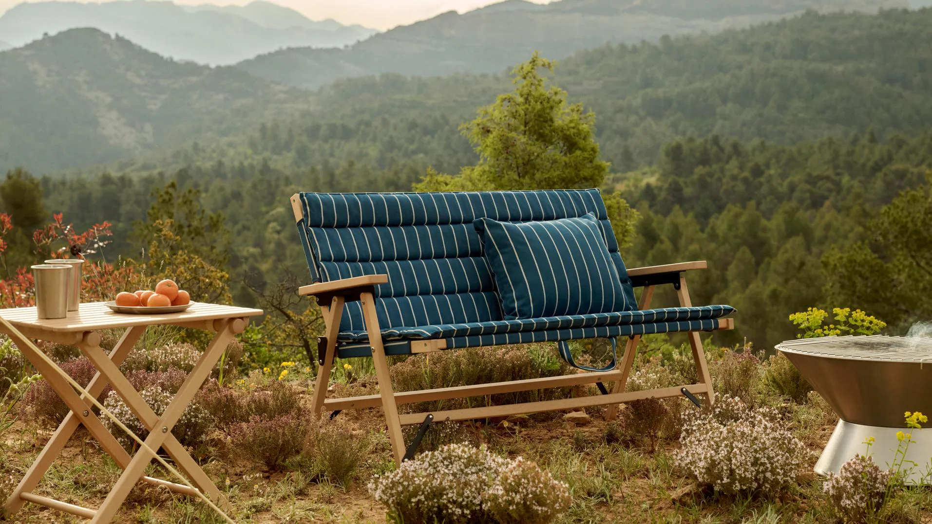 Outdoor Market cushion, Blue-beige, 45x35 cm HAY