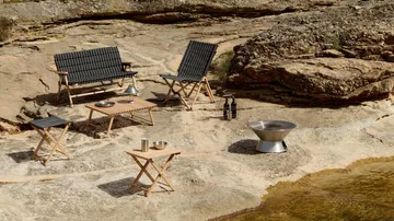 Outdoor Market foldable sofa - Black-beige, 2 seater - HAY