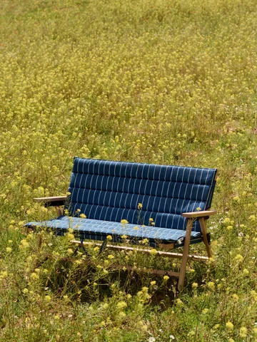 Outdoor Market foldable sofa - Blue-beige, 2-seater - HAY
