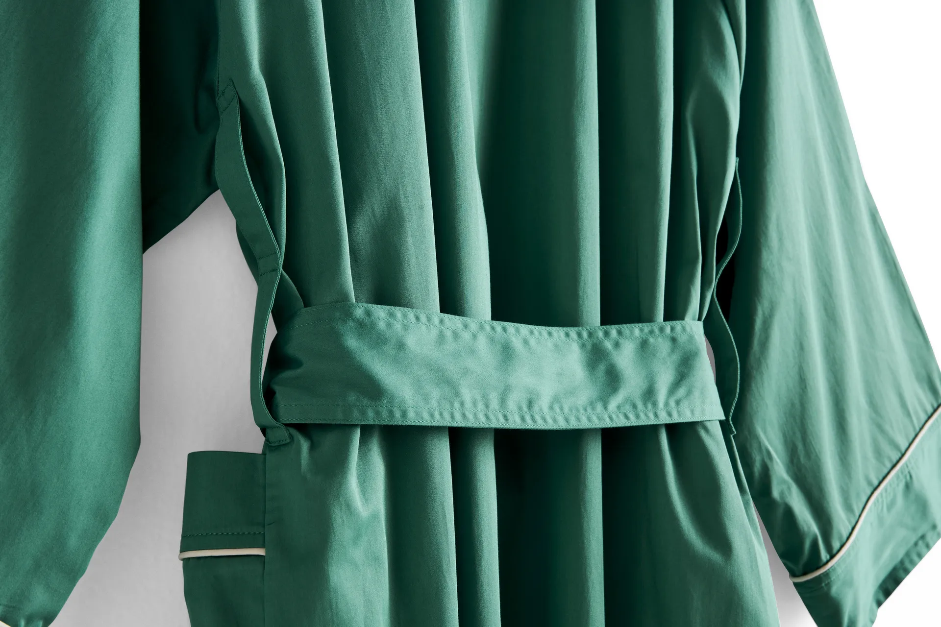 Outline bathrobe, Emerald green HAY