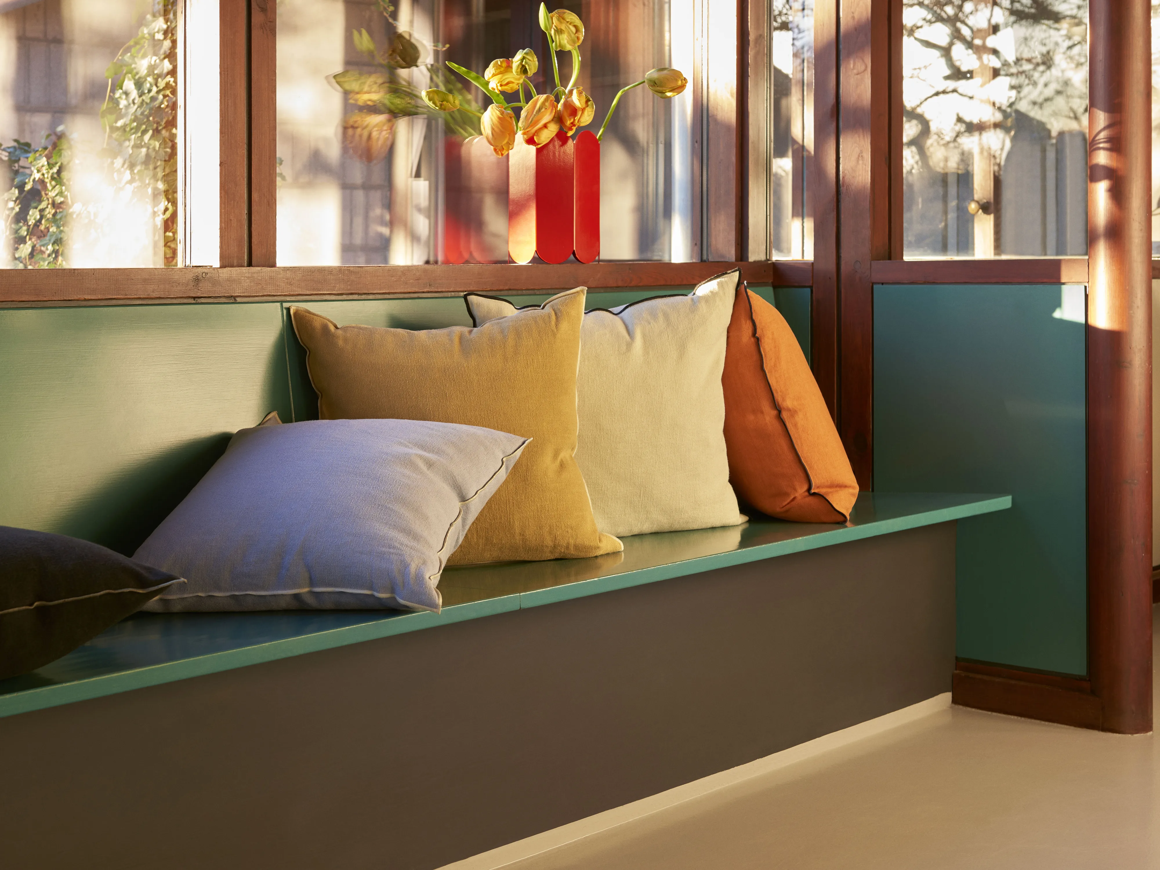 Outline cushion 50x50 cm from HAY - NordicNest.com