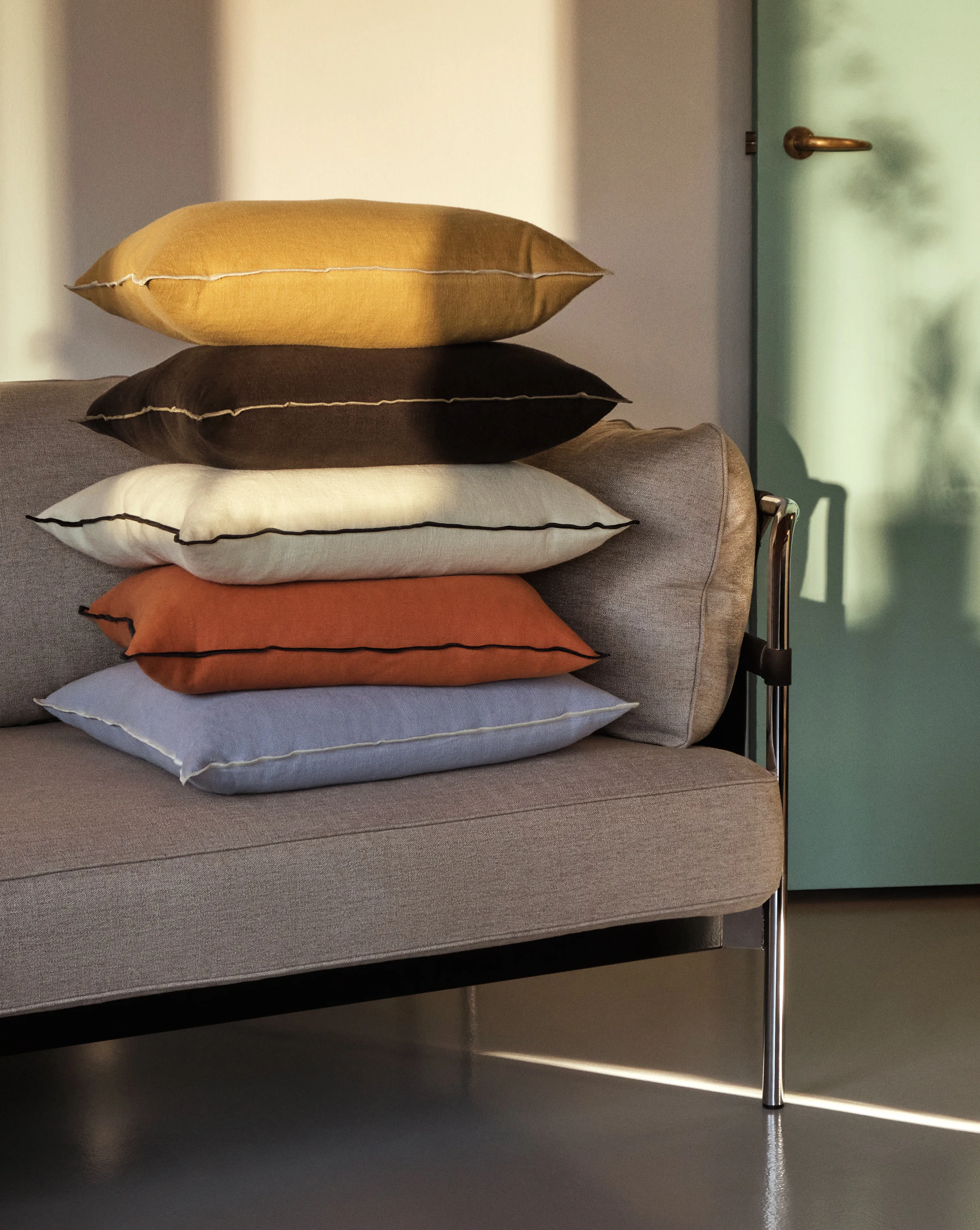 Outline cushion 50x50 cm from HAY - NordicNest.com