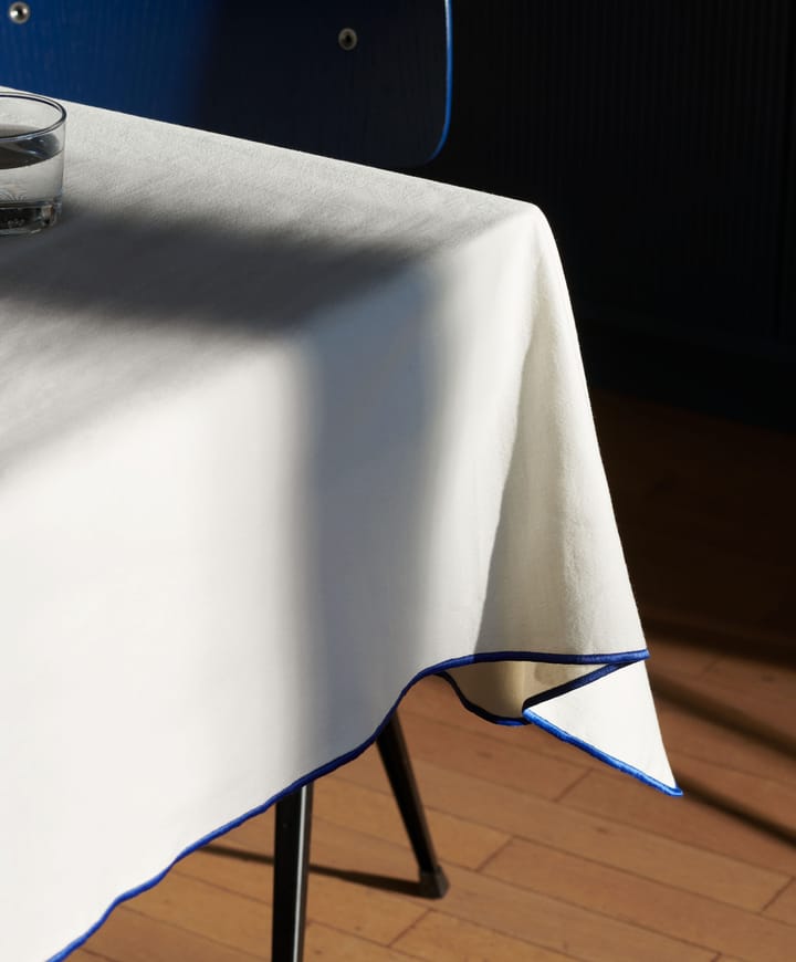 Outline table cloth 140x250 cm - Cream - HAY