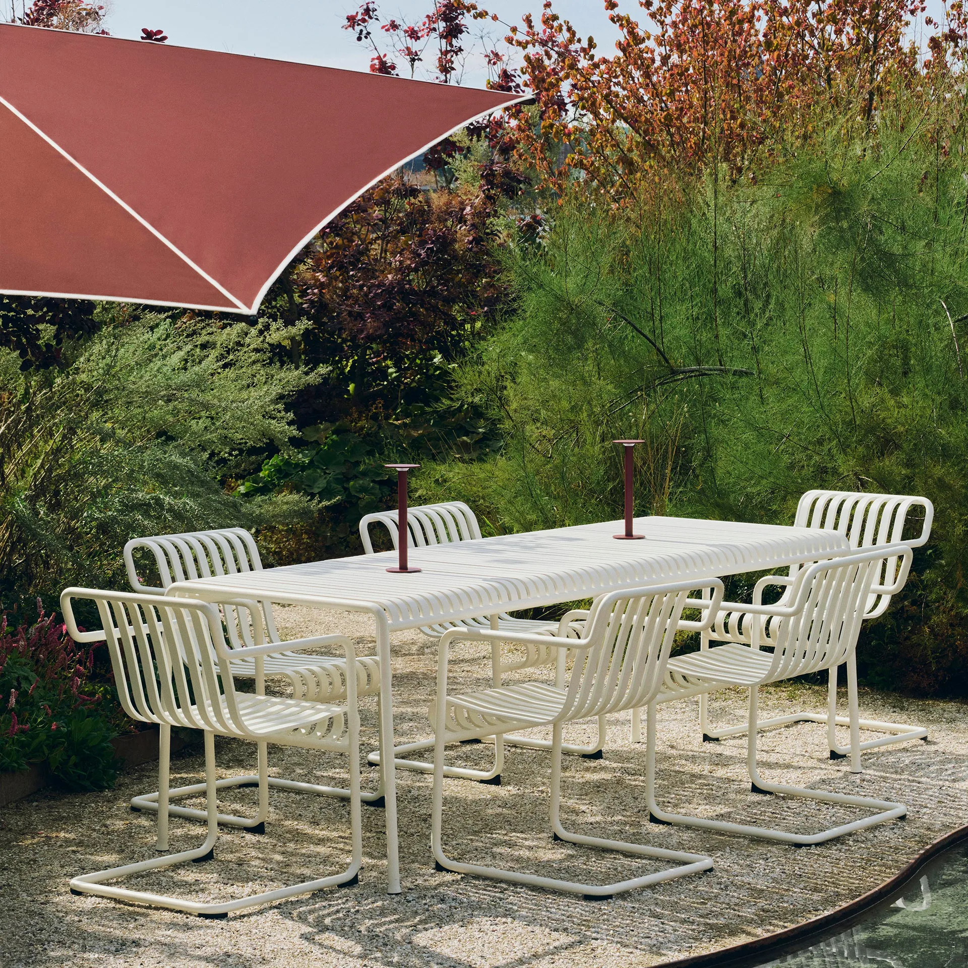 Palissade Cantilever Dining armchair, Cream white HAY
