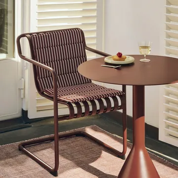 Palissade Cantilever Dining armchair - Iron red - HAY