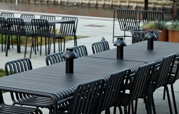 Palissade dining set 4 chairs 170x90 cm - Anthracite - HAY