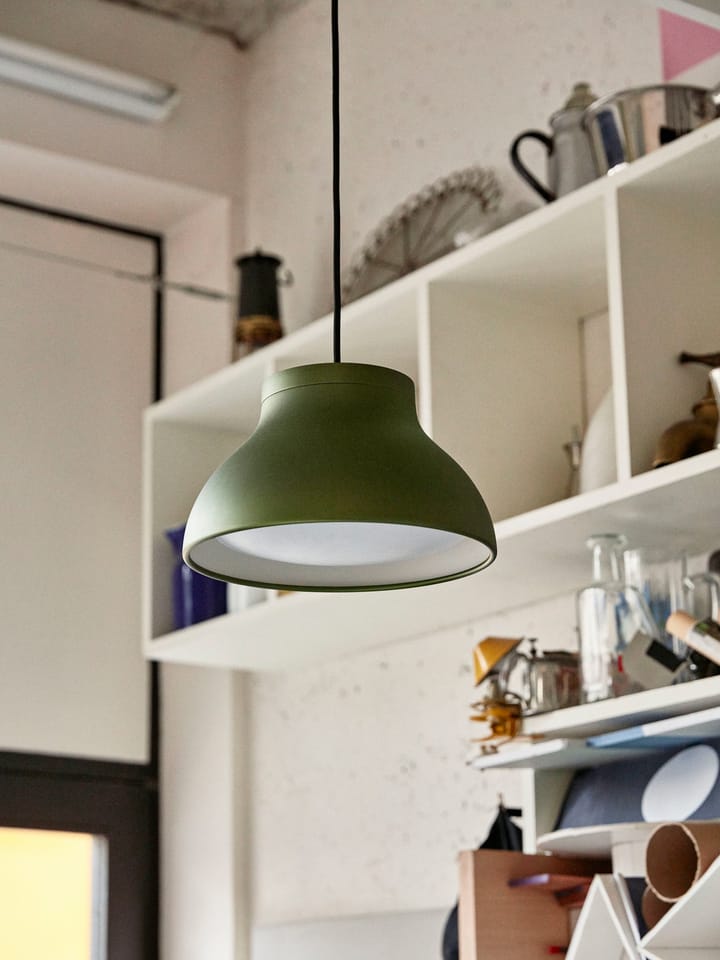 PC pendant pendant lamp S Ø25 cm, Emerald green HAY