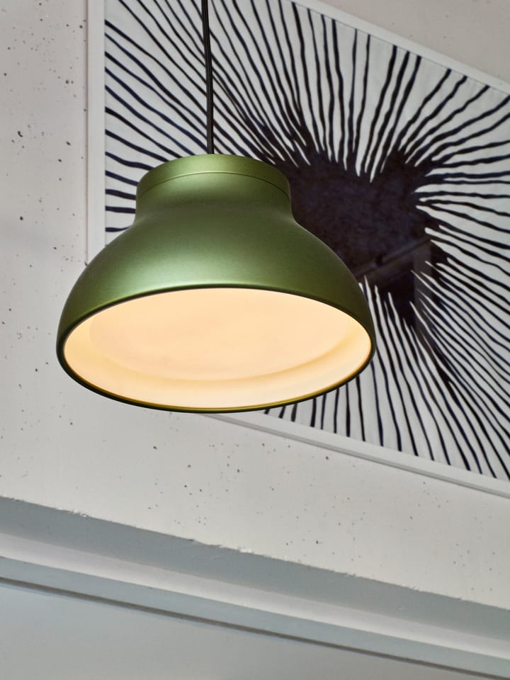 PC pendant pendant lamp S Ø25 cm, Emerald green HAY