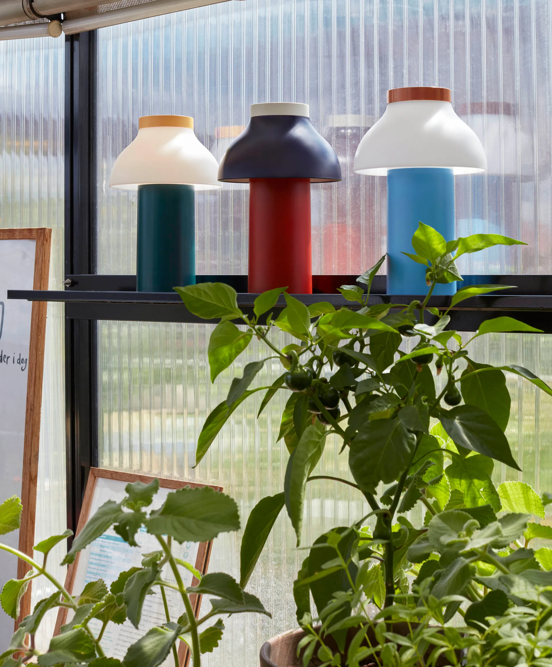 PC Portable table lamp, Dusty red HAY