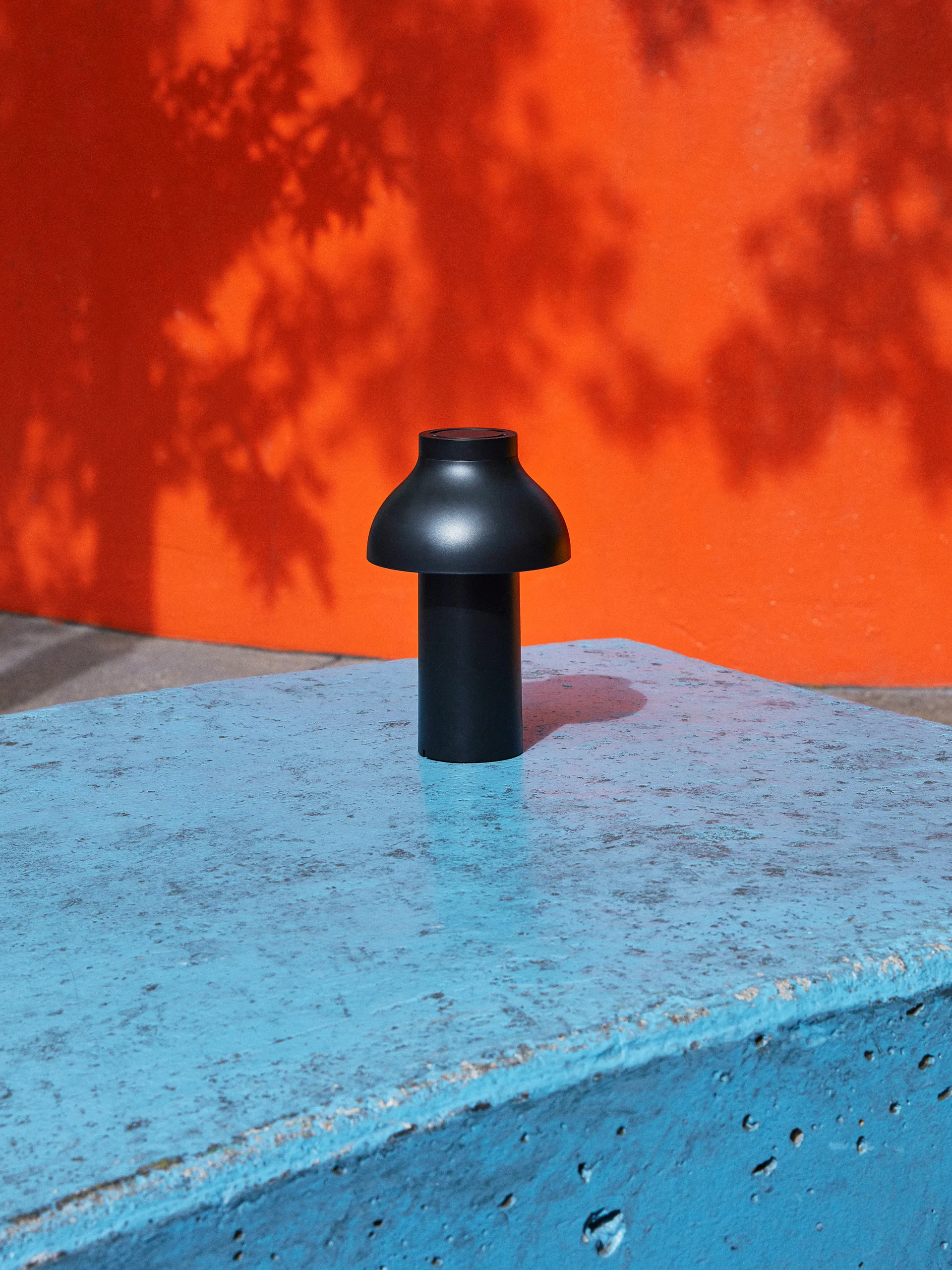 PC Portable table lamp, Soft black HAY