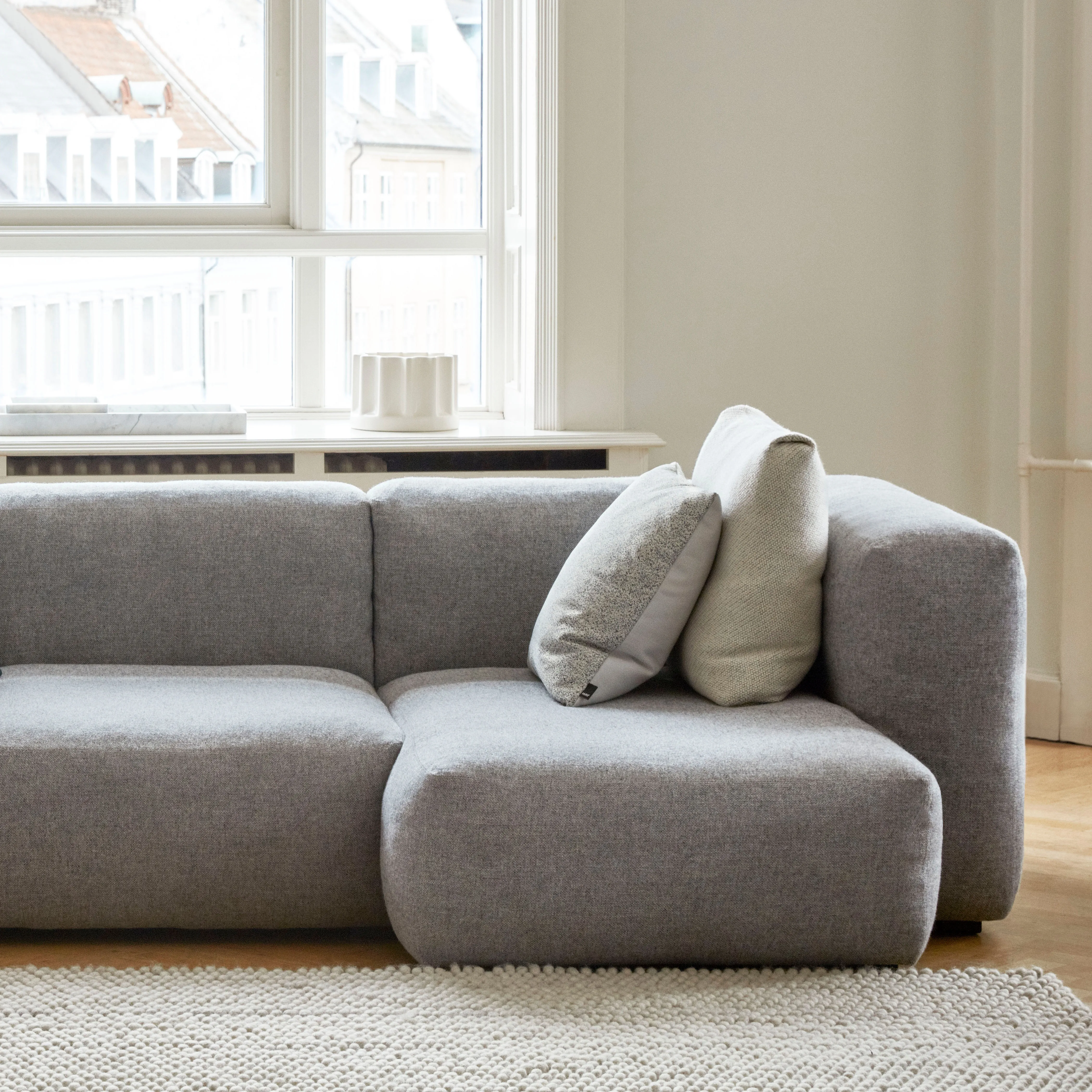 Peas Random wool rug 200x300 cm from HAY - NordicNest.com