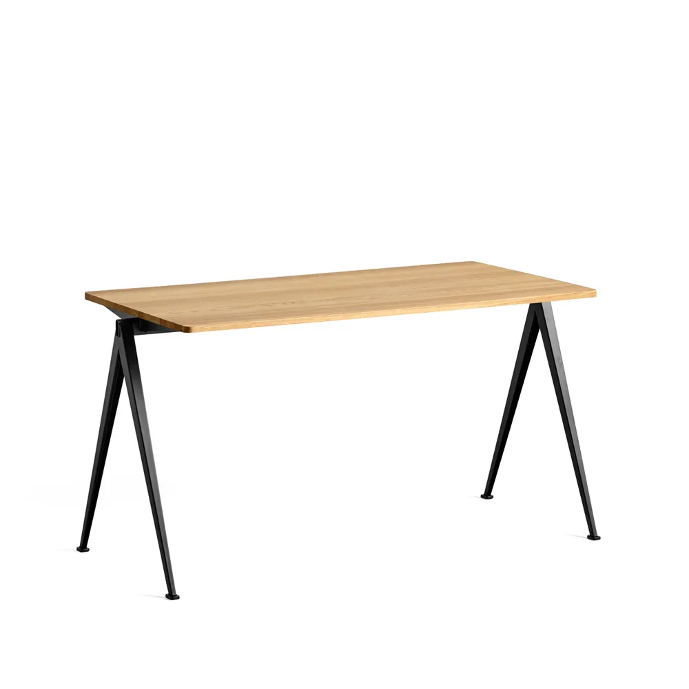 Pyramid 01 desk, Oak clear lacquered-140x65 cm-black steel frame HAY