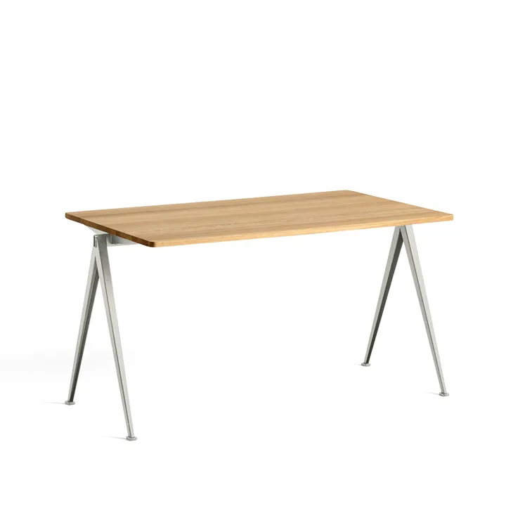 Pyramid 01 desk - Oak clear lacquered-140x75 cm-beige steel frame - HAY