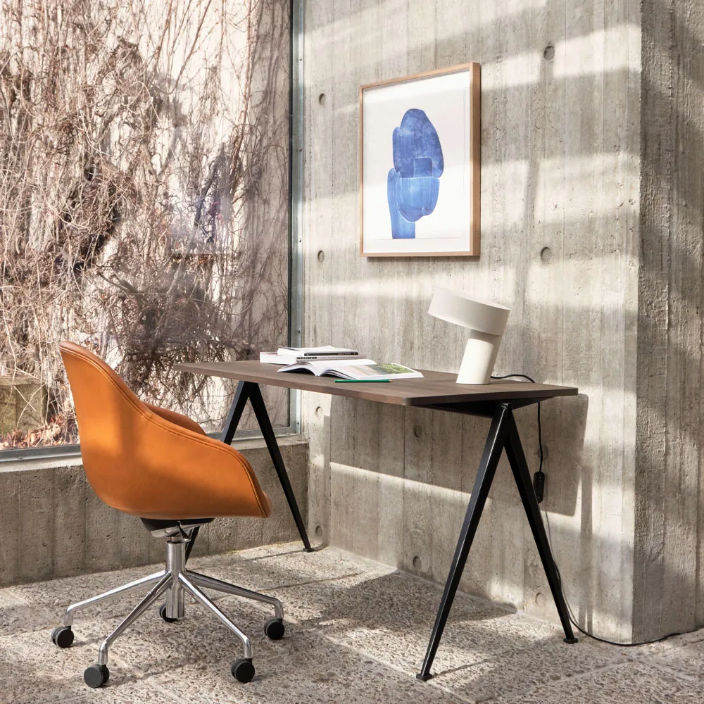 Pyramid 01 desk, Oak matte lacquered-140x75 cm-beige steel frame HAY