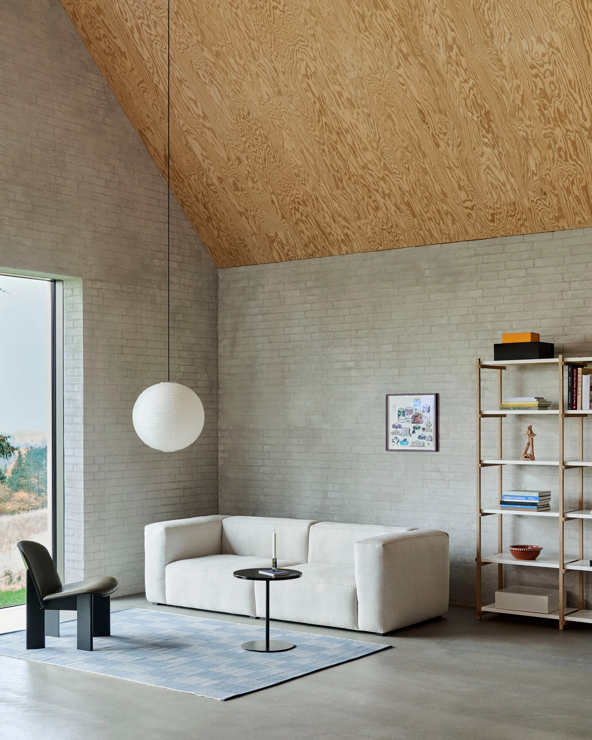 Pyro coffee table Ø45 cm, Black-black HAY