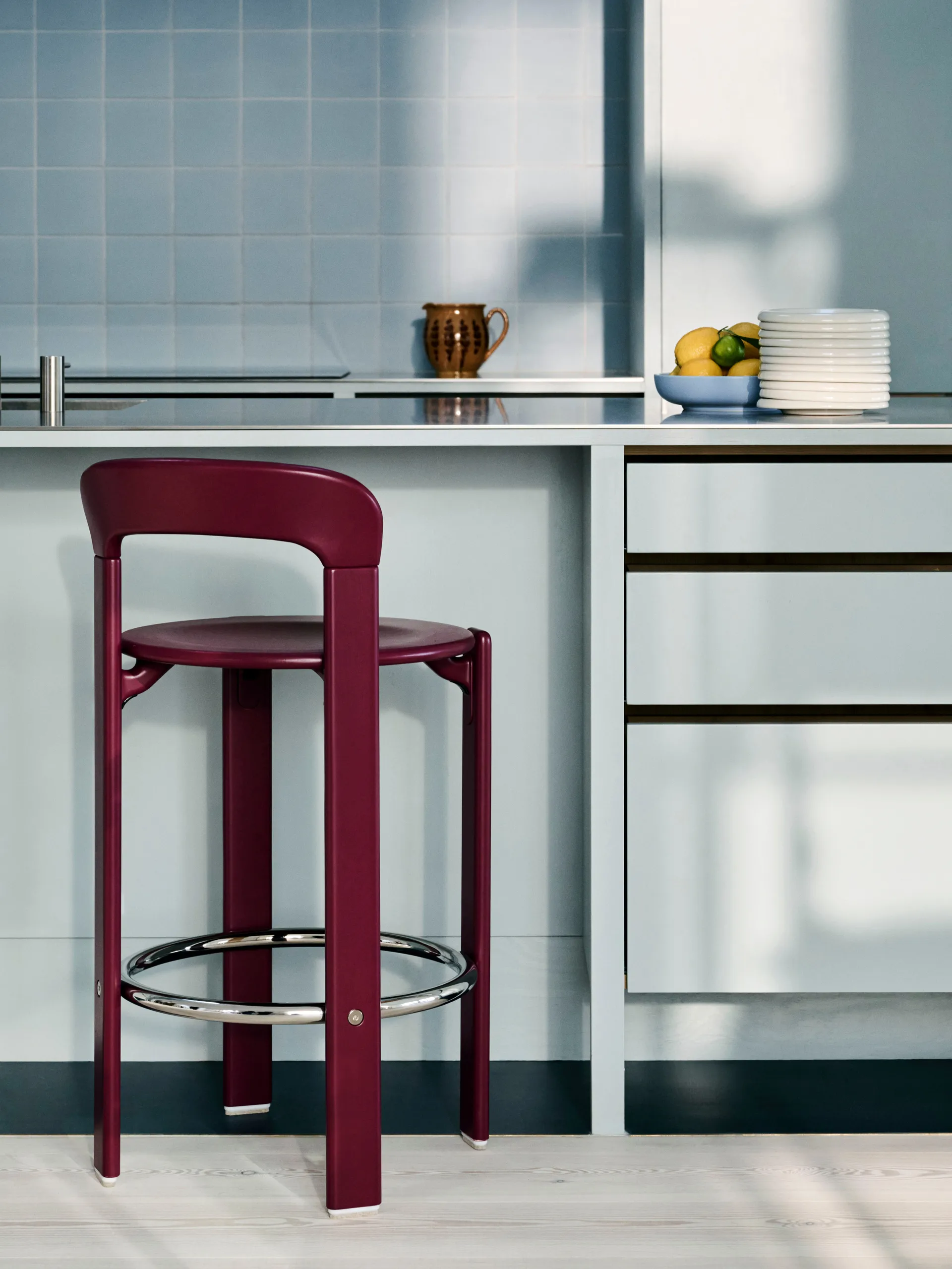 Rey bar stool 75 cm, Grape red HAY