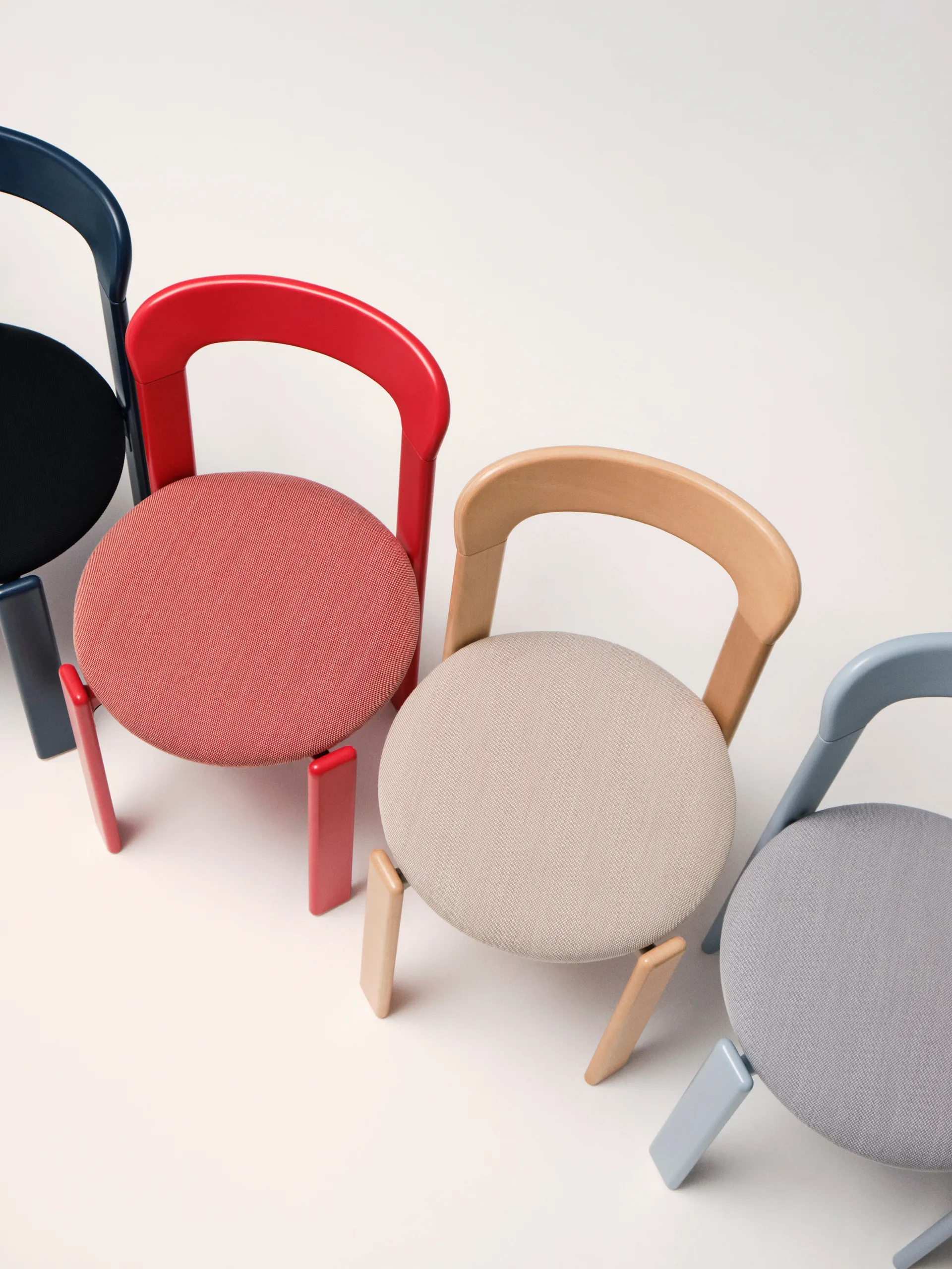 Rey chair upholstered seat, Fabric Steelcut Trio 213 golden HAY