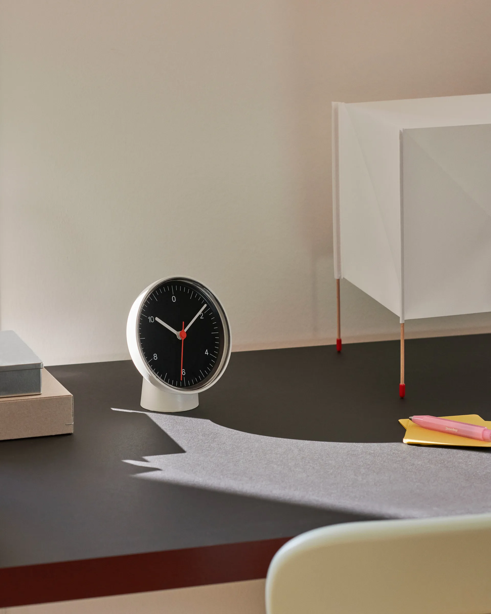 Table Clid wall/table clock, White​ HAY