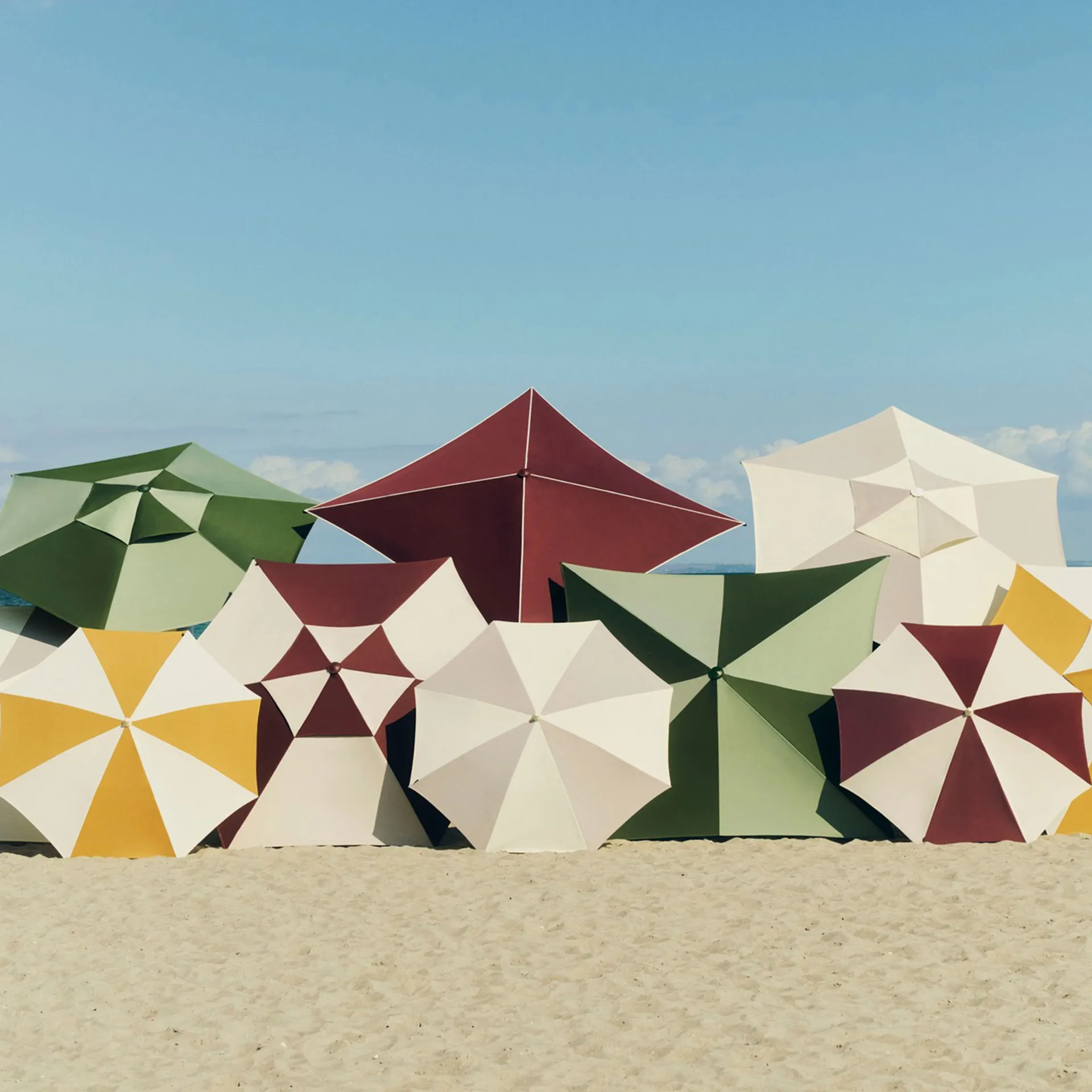 Terrazza Hexagon parasol, Off-white -grey HAY