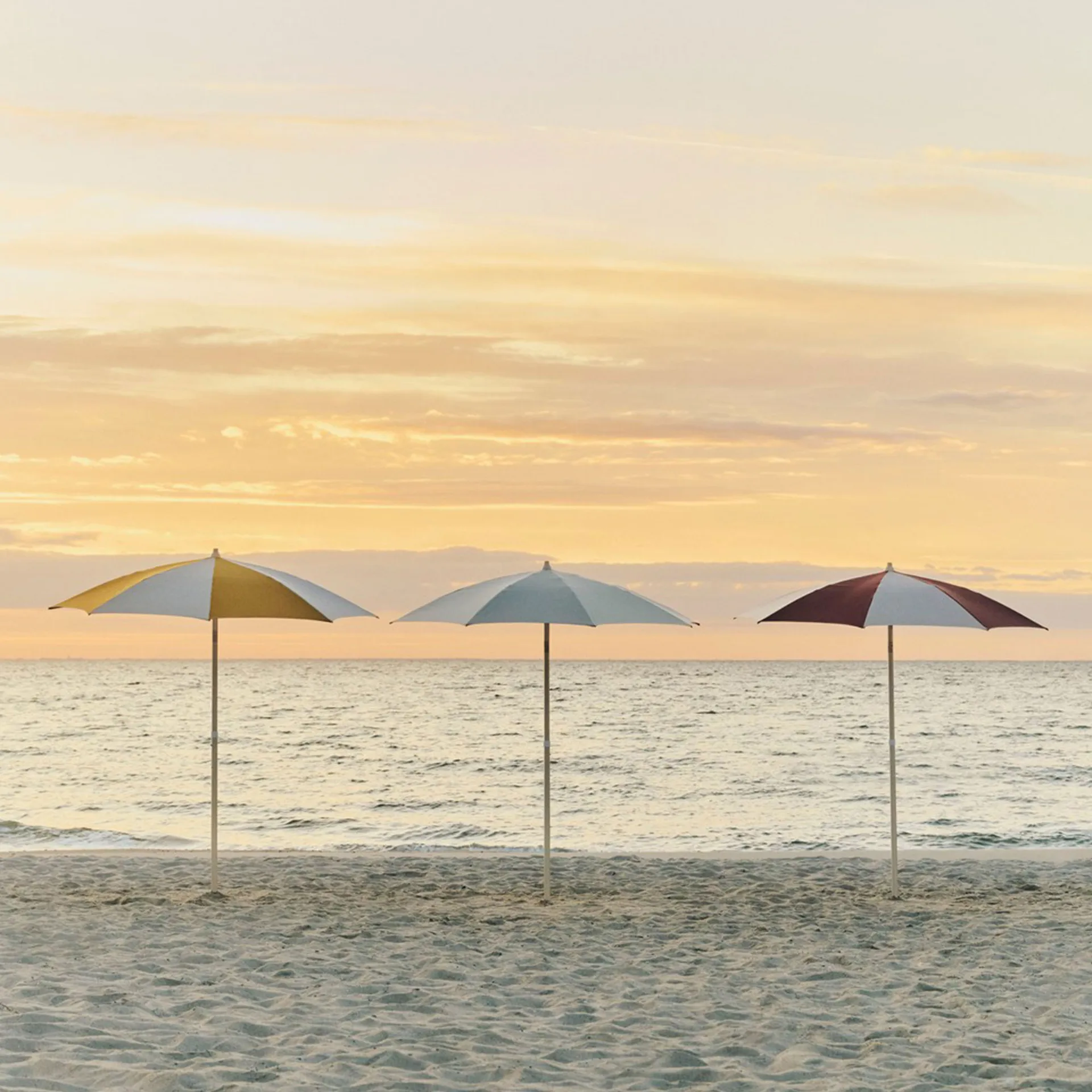 Terrazza Octagon parasol, Off-white -grey HAY