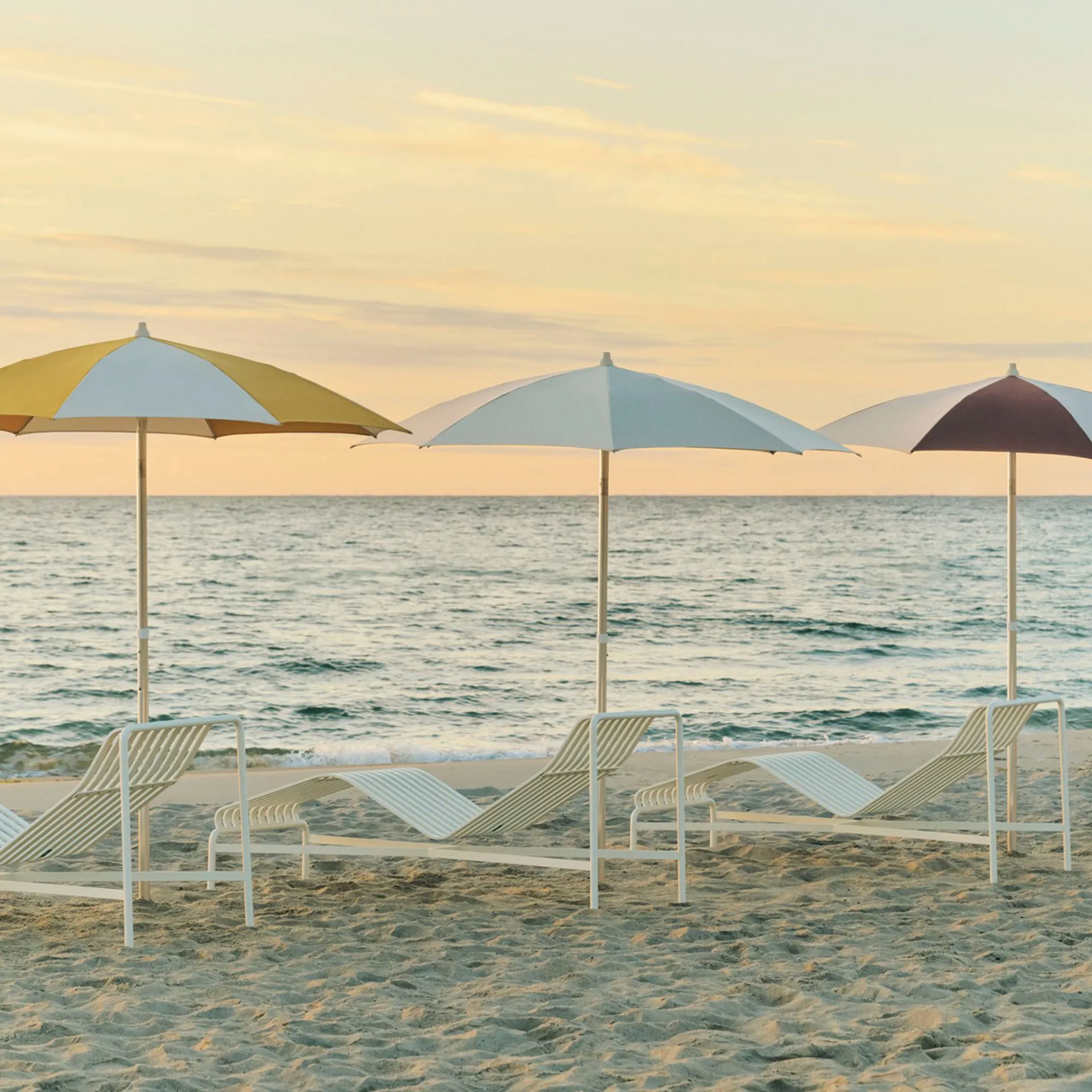 Terrazza Octagon parasol, Off white-ochre HAY
