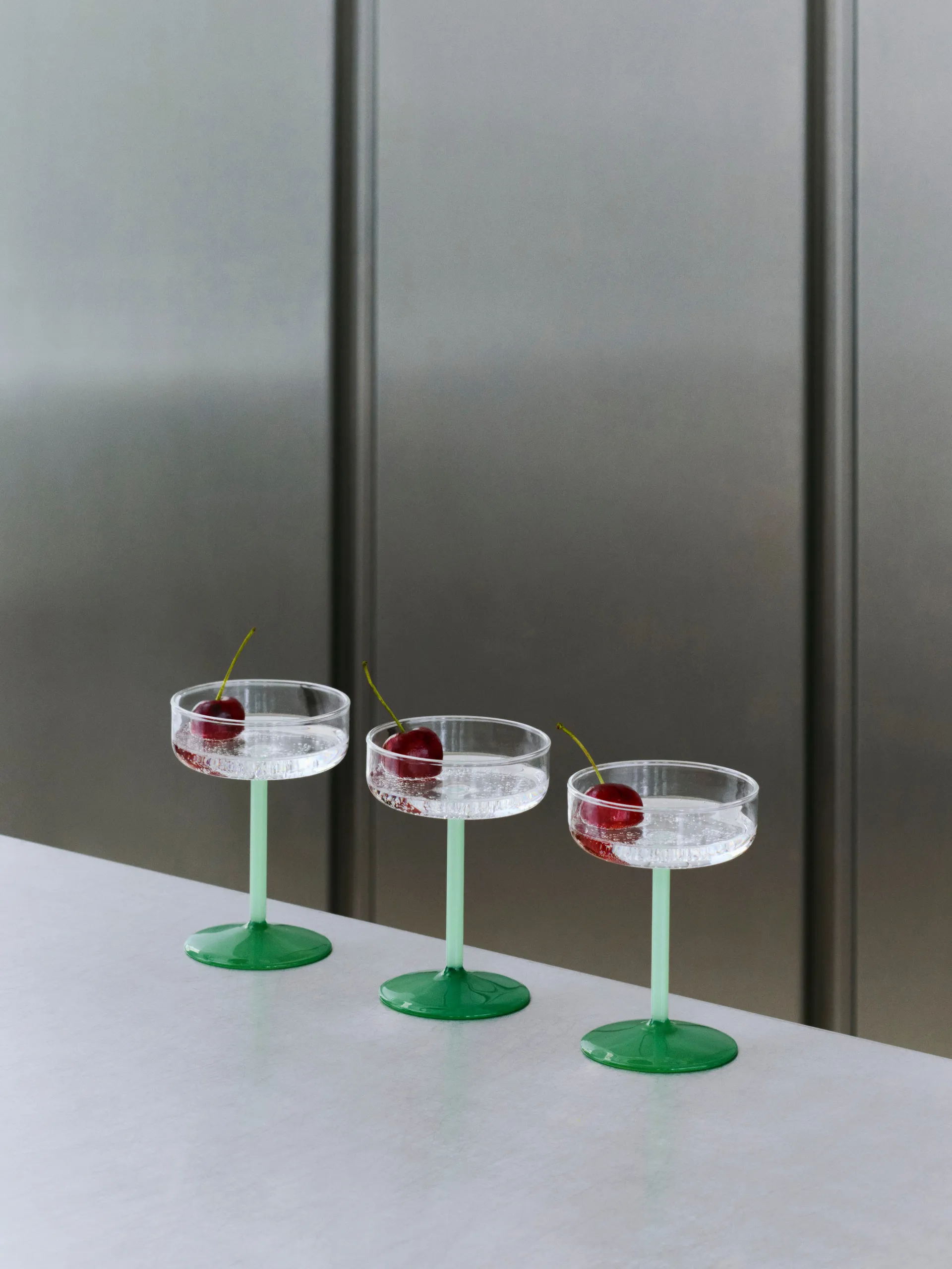 Tint coupe glasses 20 cl 2-pack, Clear-jade light green-jade dark green HAY