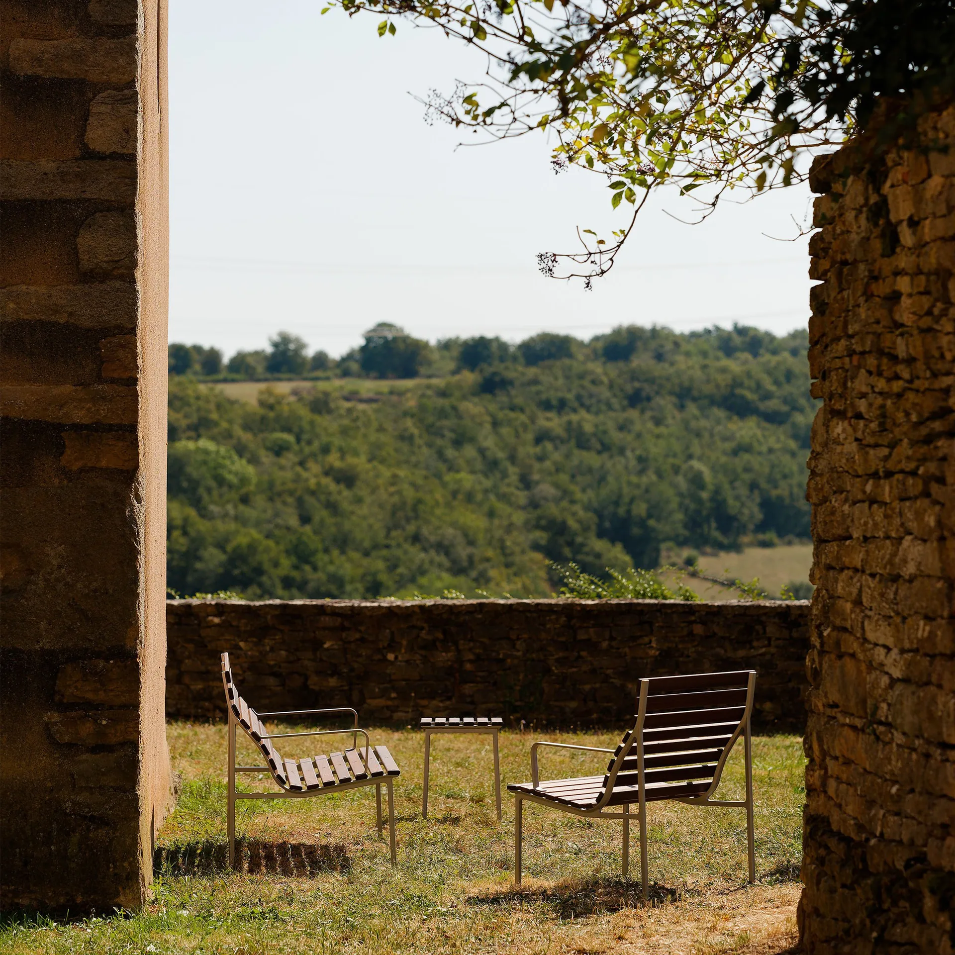 Traverse Lounge armchair, Oiled ash HAY