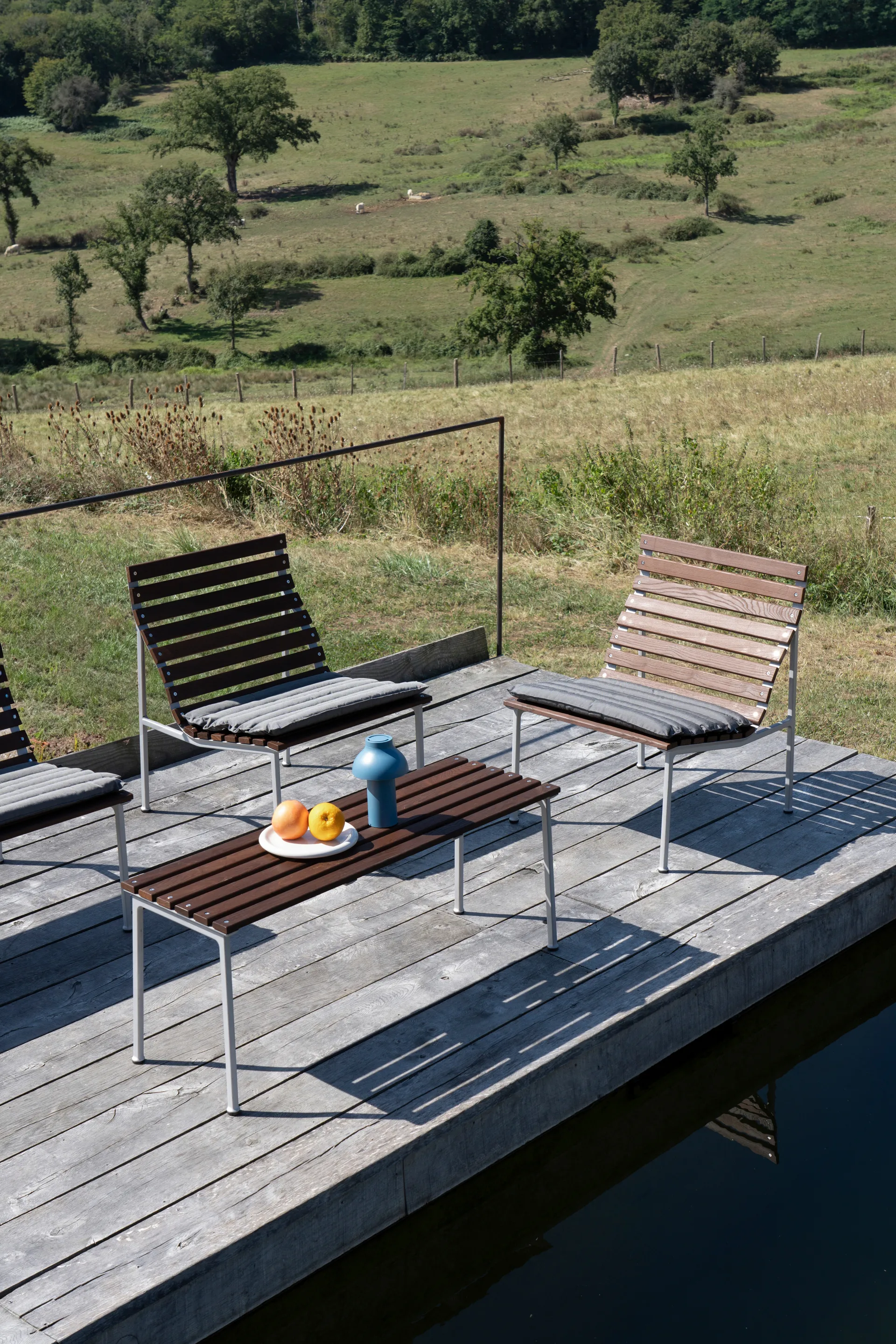Traverse Lounge bench, Oiled ash HAY