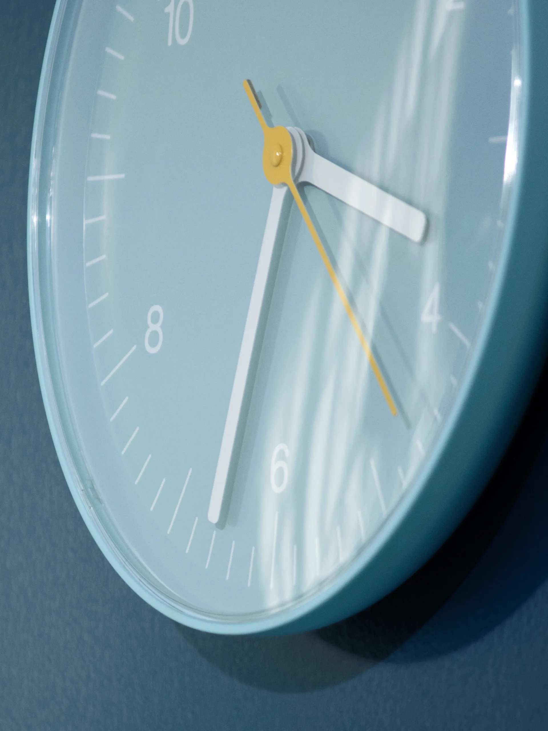 Wall Clock Ø26.5 cm, Blue HAY