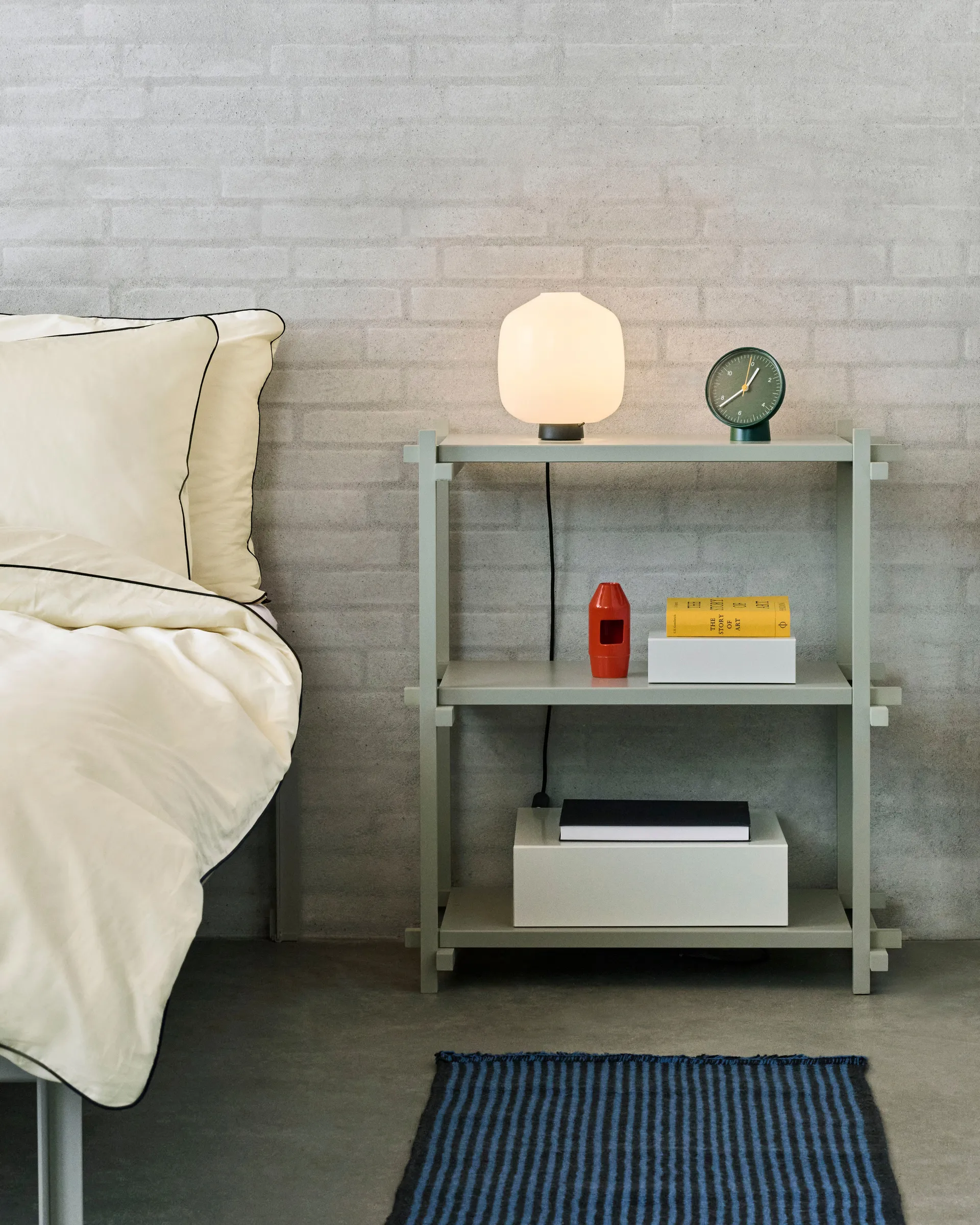 Woody Column shelf, Beech-smokey grey, low HAY