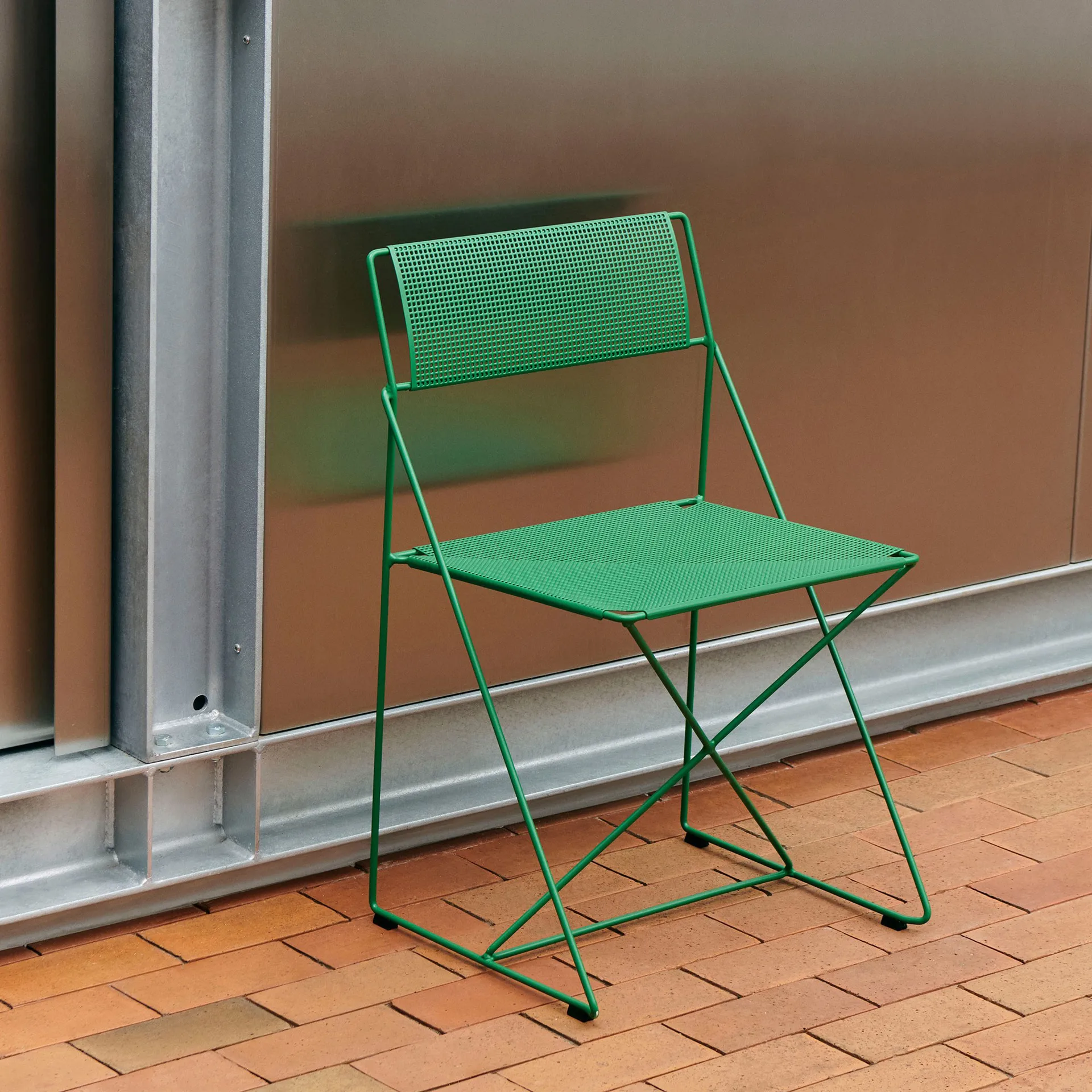 X-Line Indoor Outdoor chair, Leek green HAY