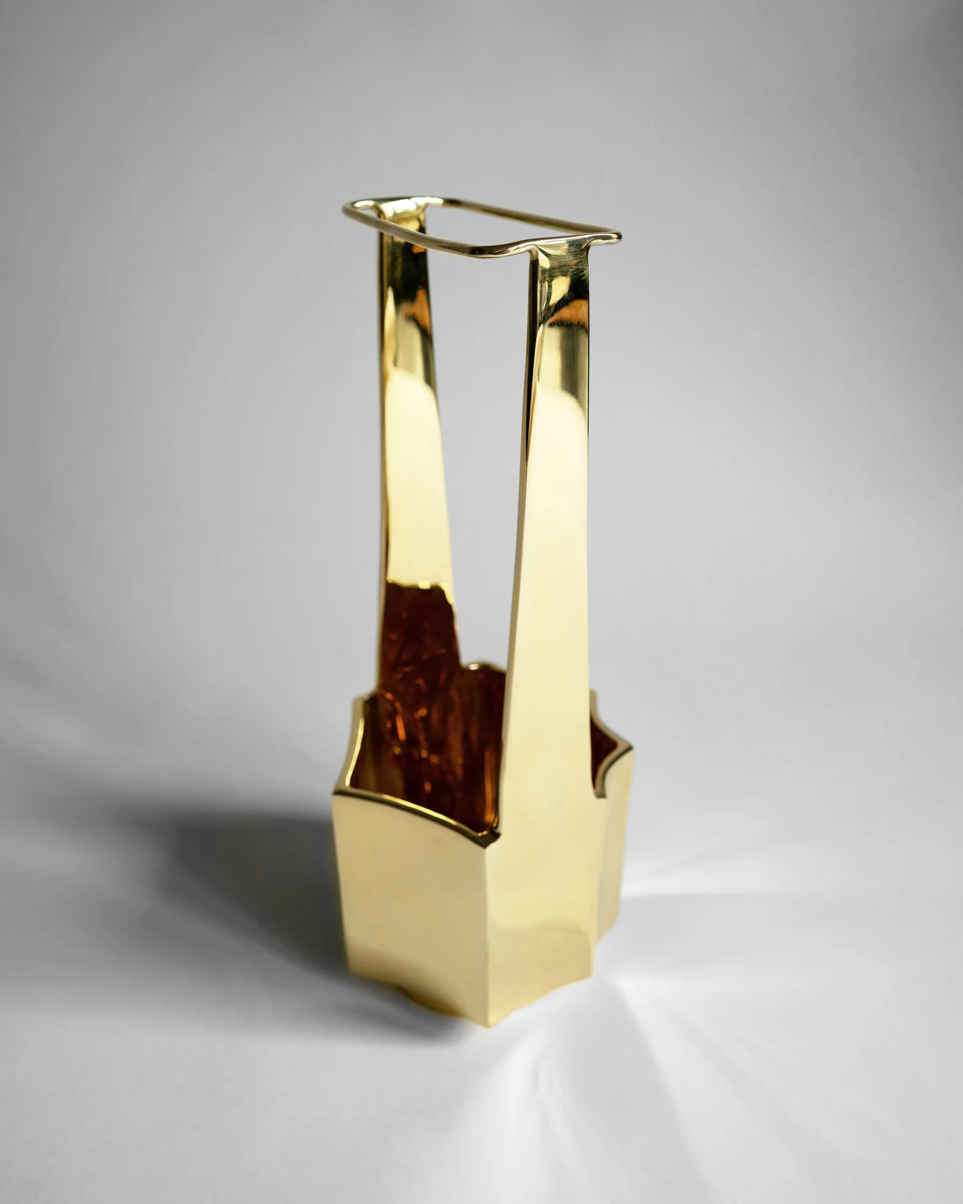 Ikebana vase 30 cm, Brass Hein Studio