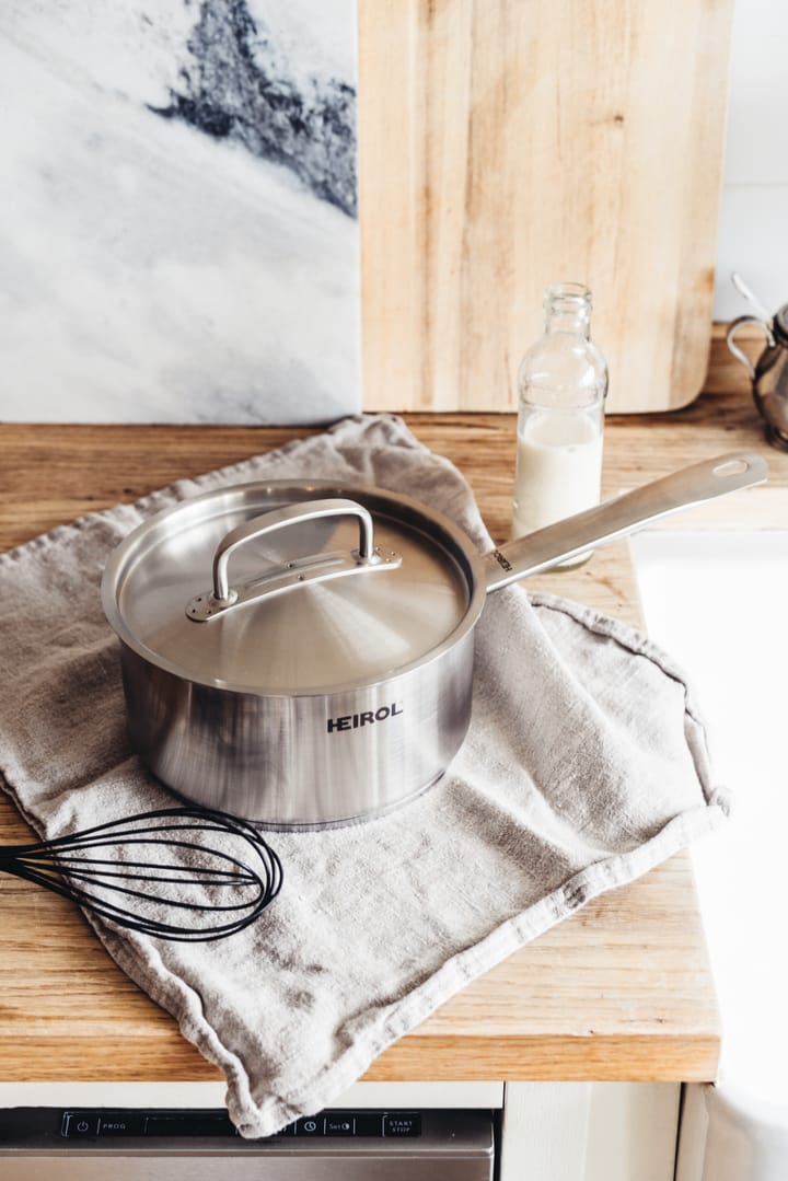 Heirol Cerasafe casserole with lid, 2.3 L Heirol