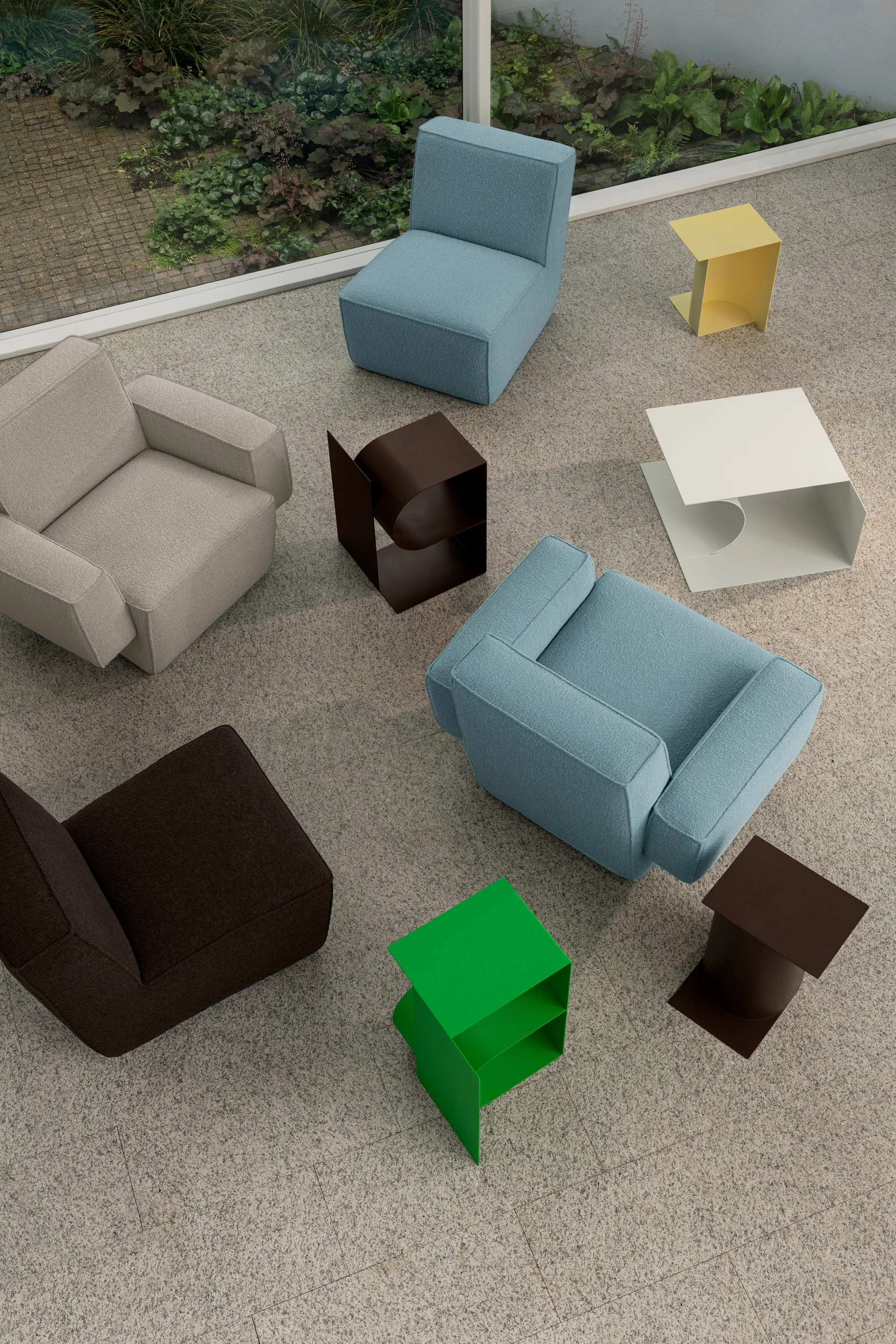 Hunk lounge chair with arm rest, Icicle Hem