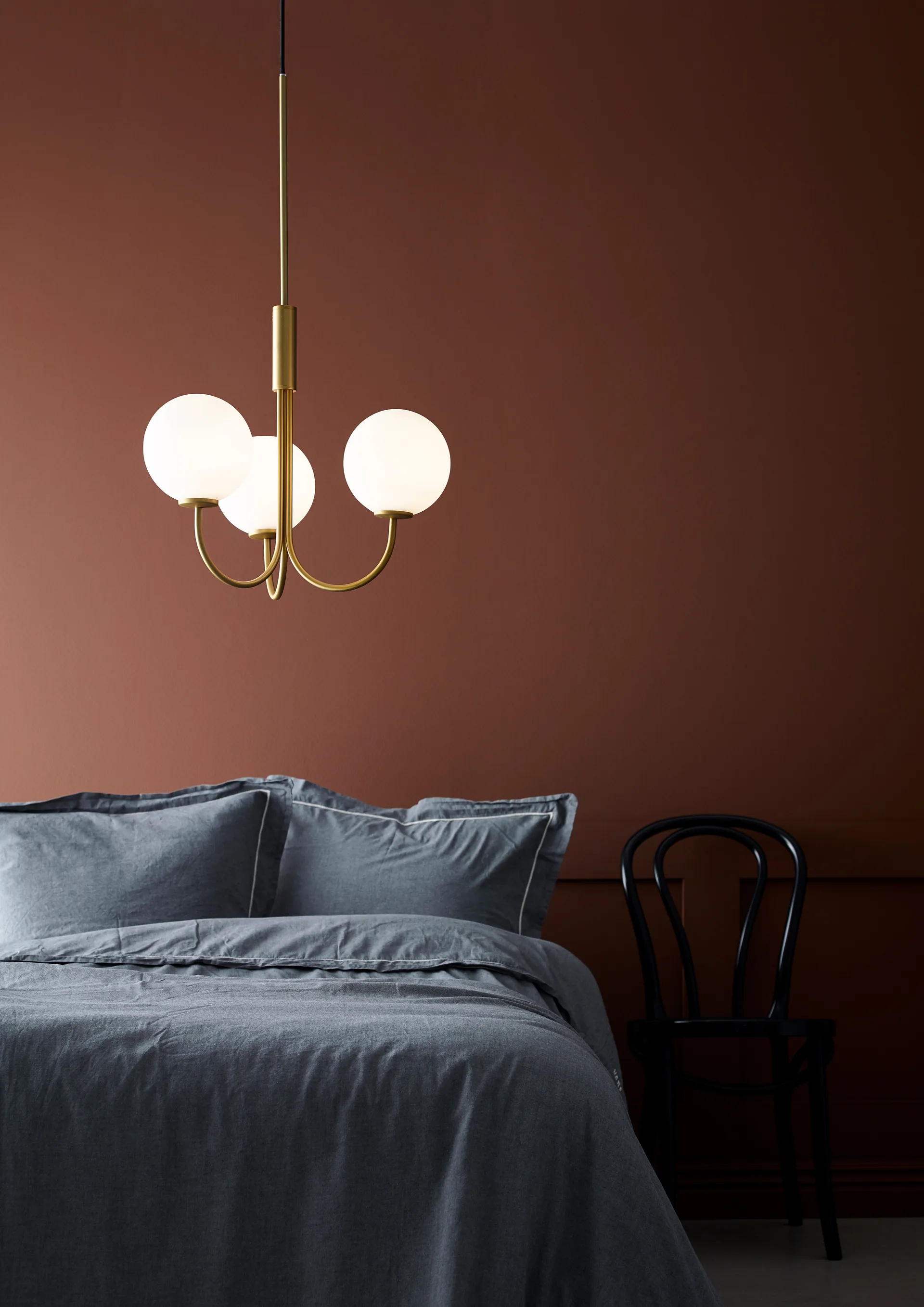 Ballon Chandelier, brass, Ø45 cm Herstal