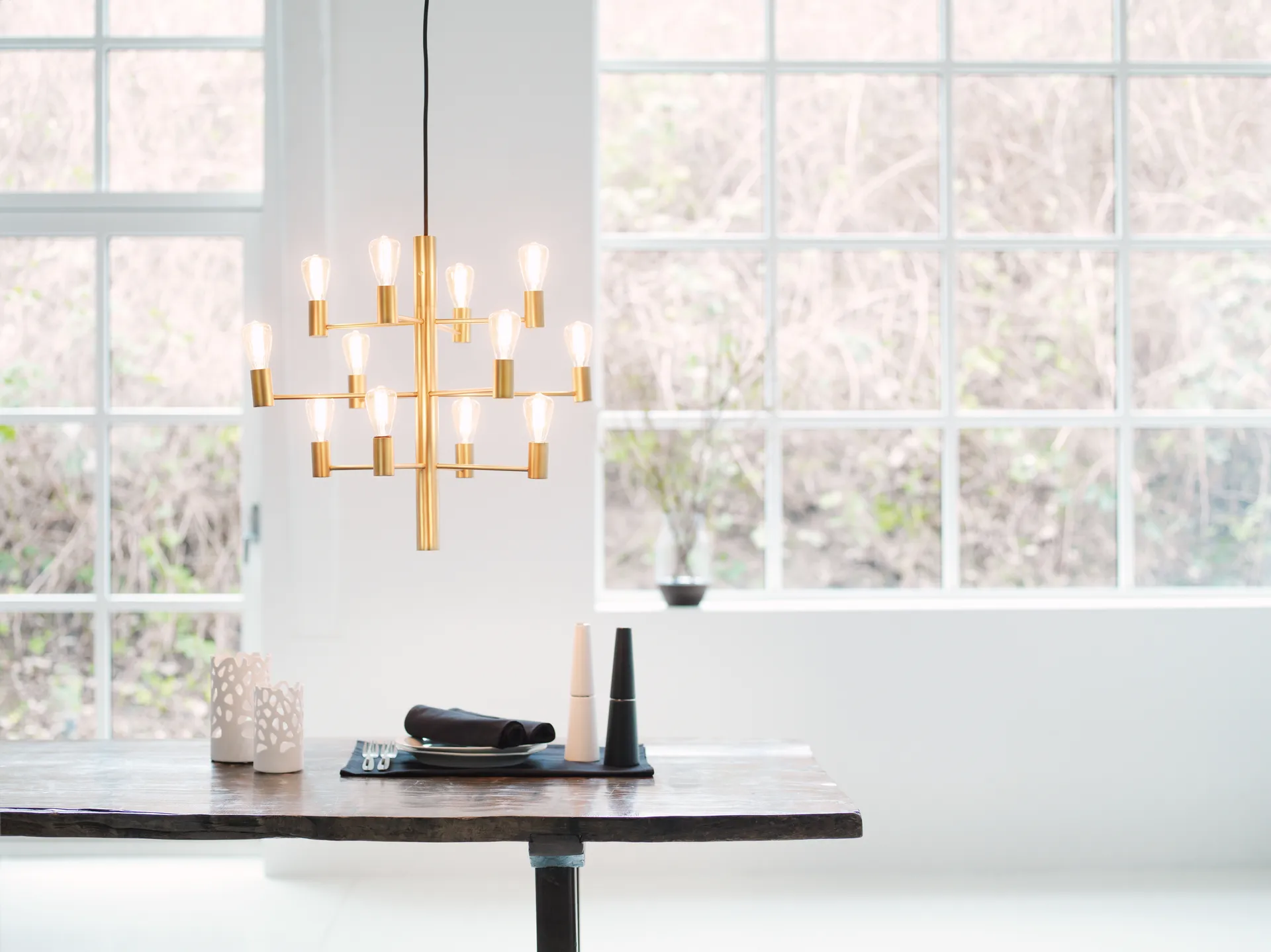 Manola 12 chandelier, satin brass Herstal