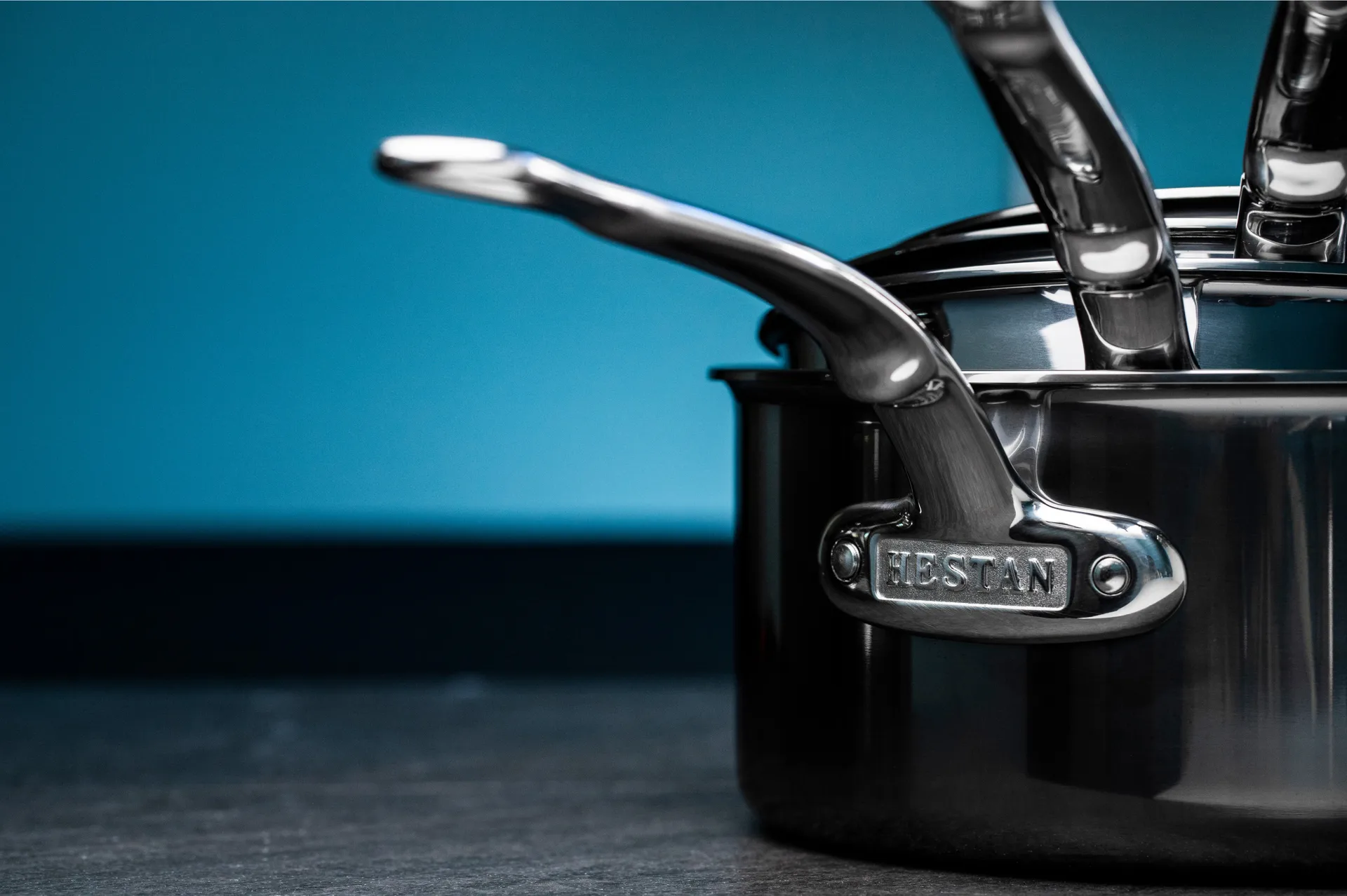 Hestan Nanobond saucepan with lid, 2.8 L Hestan