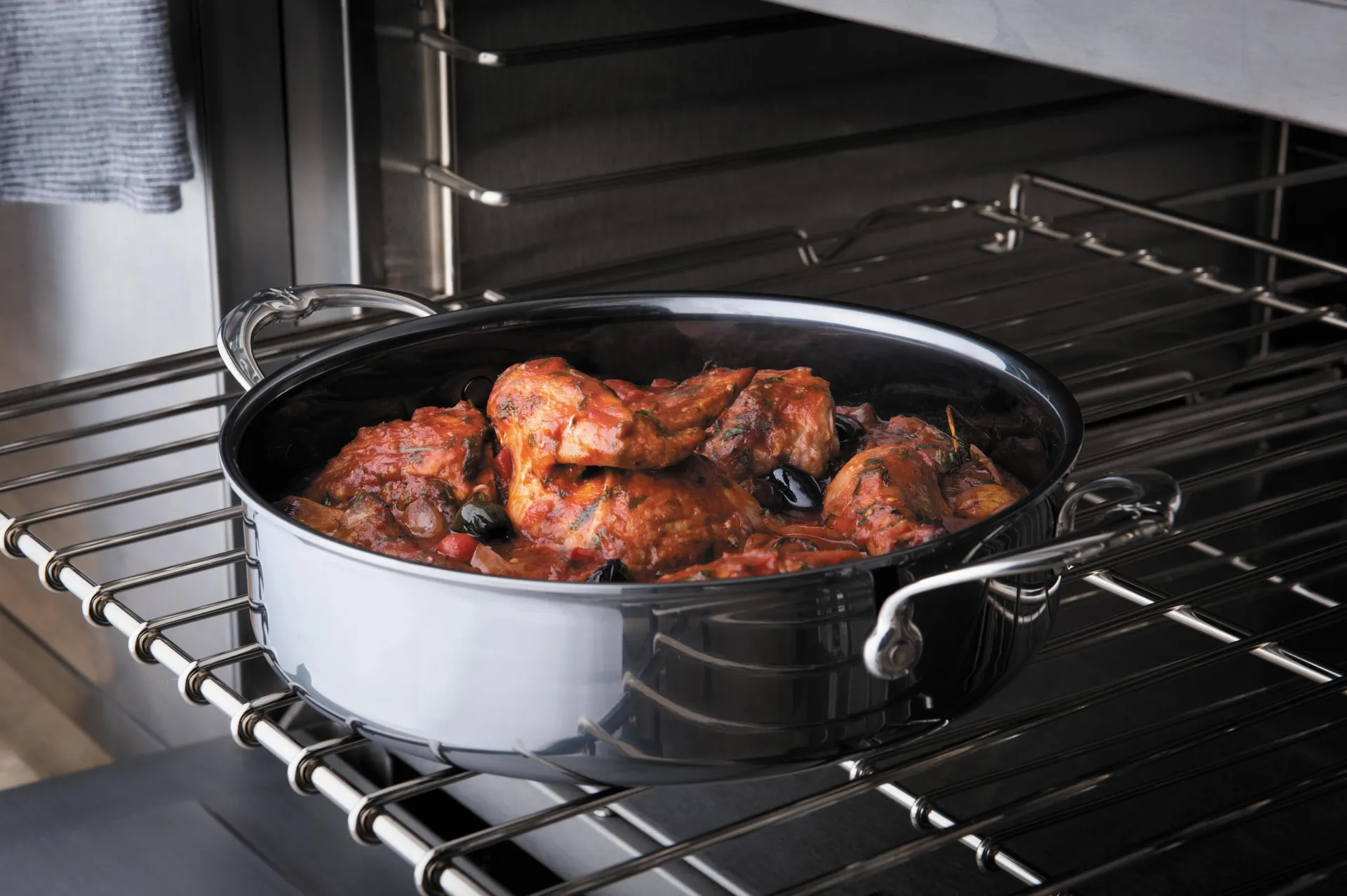 Hestan Nanobond sauteuse with lid 26 cm, Stainless steel Hestan