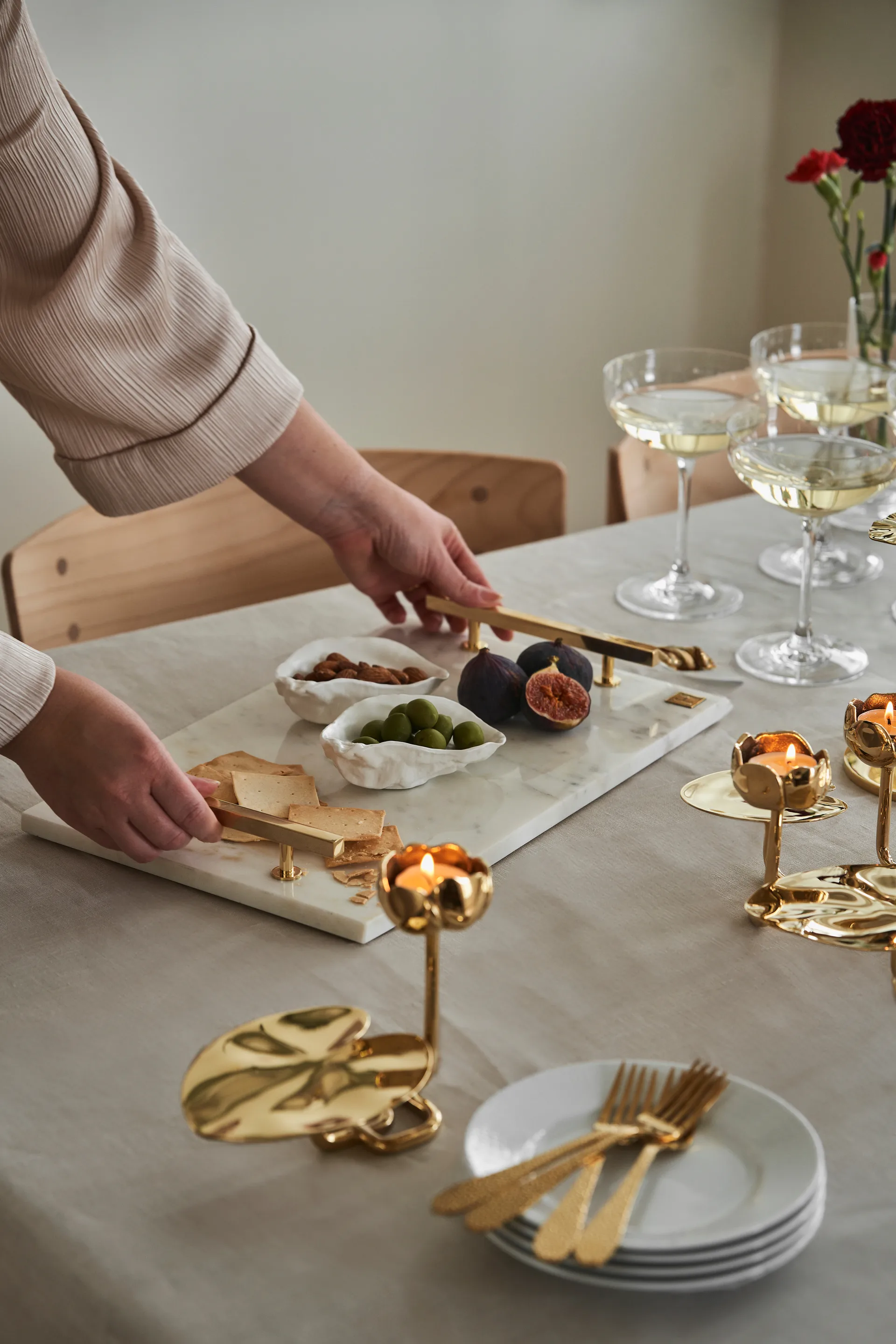 Hilke Collection tray 40.5x25.5 cm, White marble-solid brass Hilke Collection