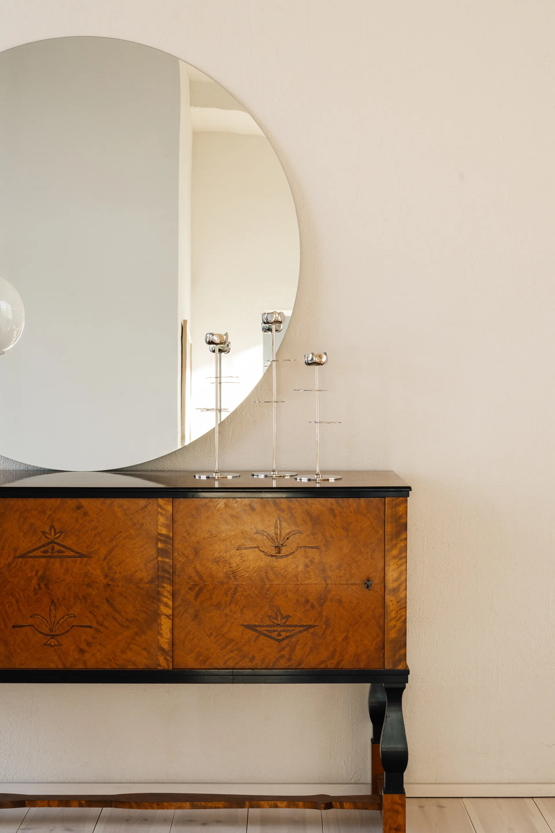 Ninfea Alta candlestick 30 cm, Nickel-plated brass Hilke Collection