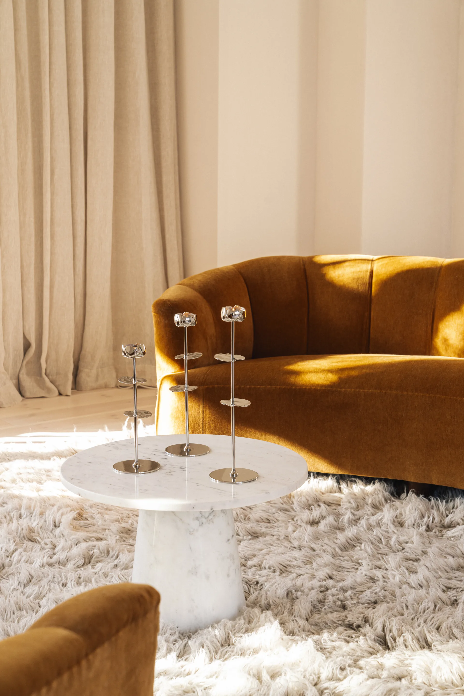 Ninfea Alta candlestick 40 cm, Nickel-plated brass Hilke Collection