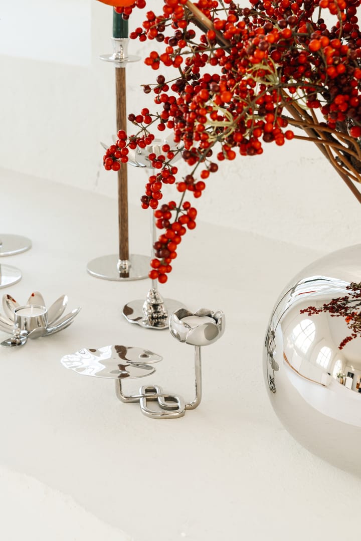 Ninfea No.1 candlestick, Nickel-plated brass Hilke Collection