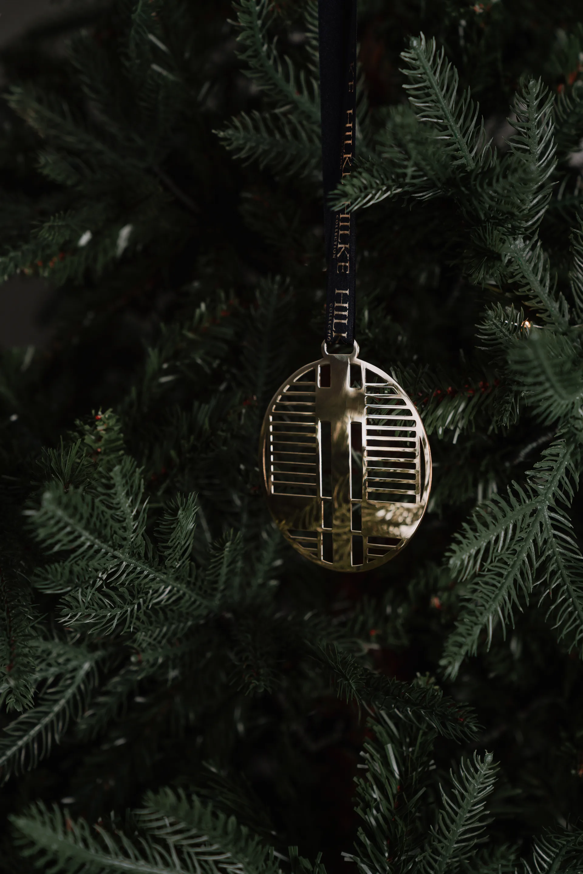 Piano tree ornament, Nickel-plated brass Hilke Collection