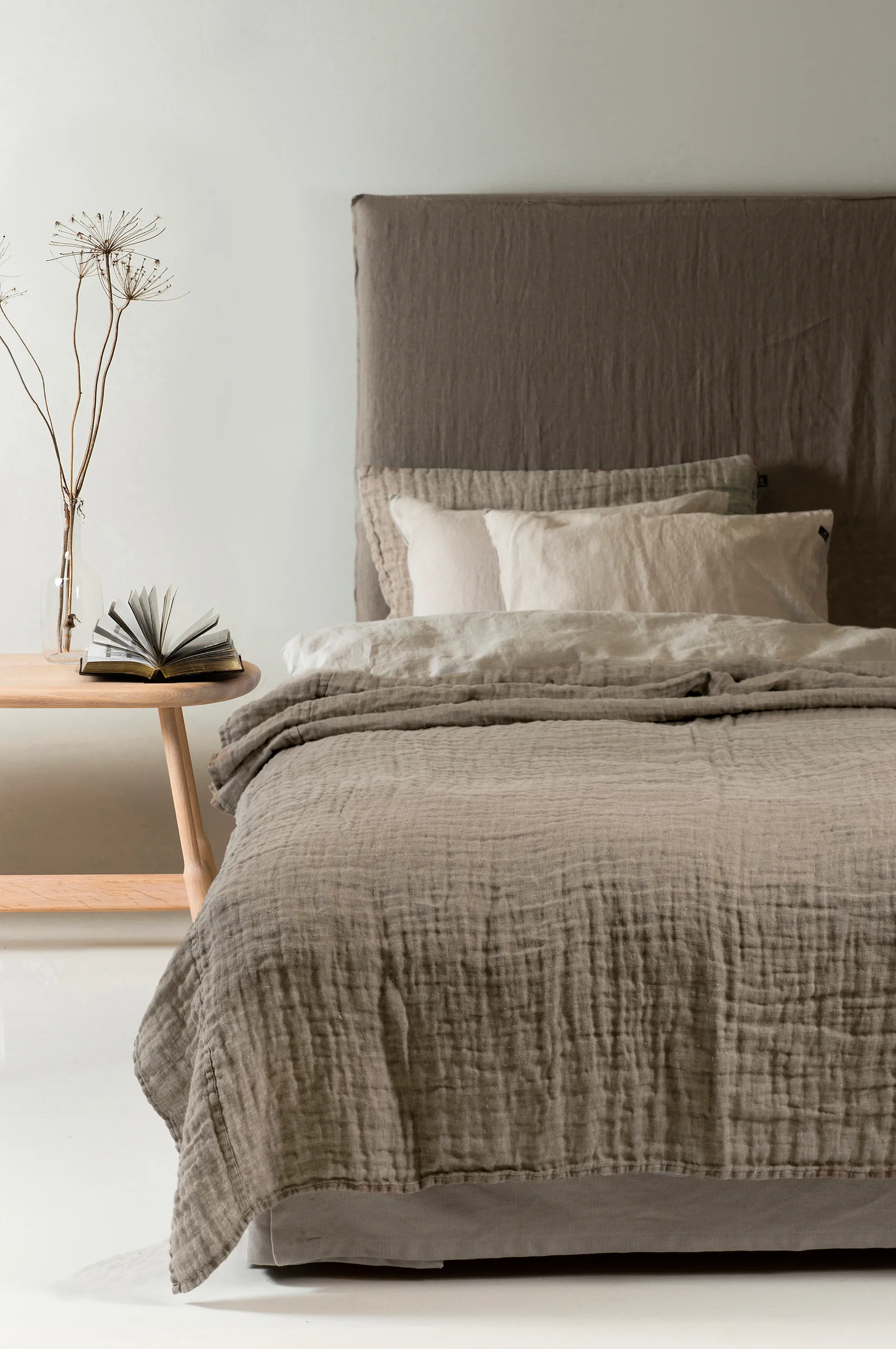 Hannelin bedspread driftwood, 260x260 cm Himla