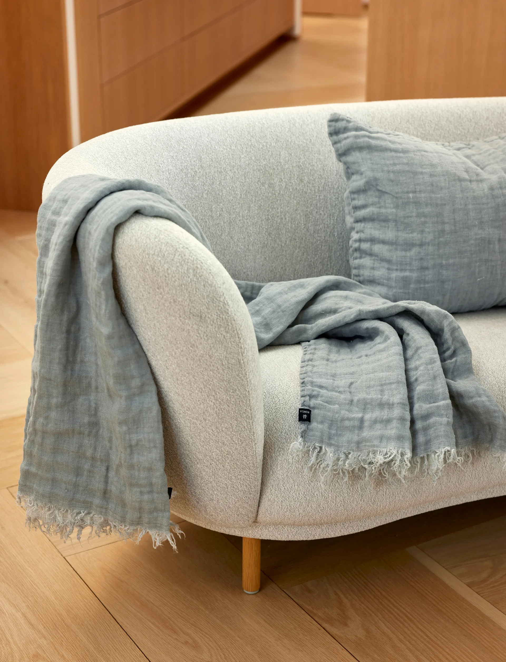 Hannelin throw 130x170 cm, Cloudy sky Himla